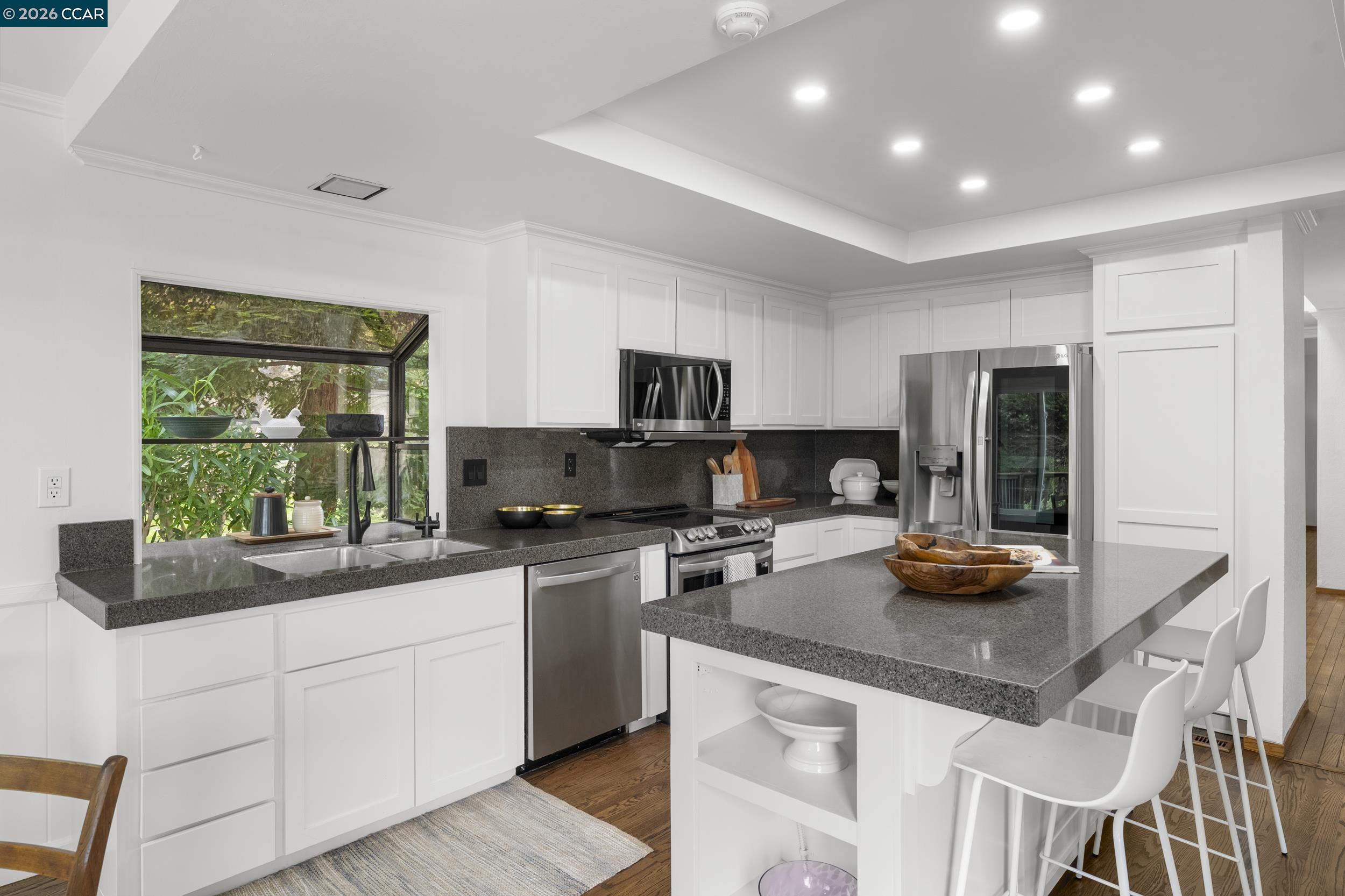 28 Curlew Way, Novato CA 94949 — photo 13