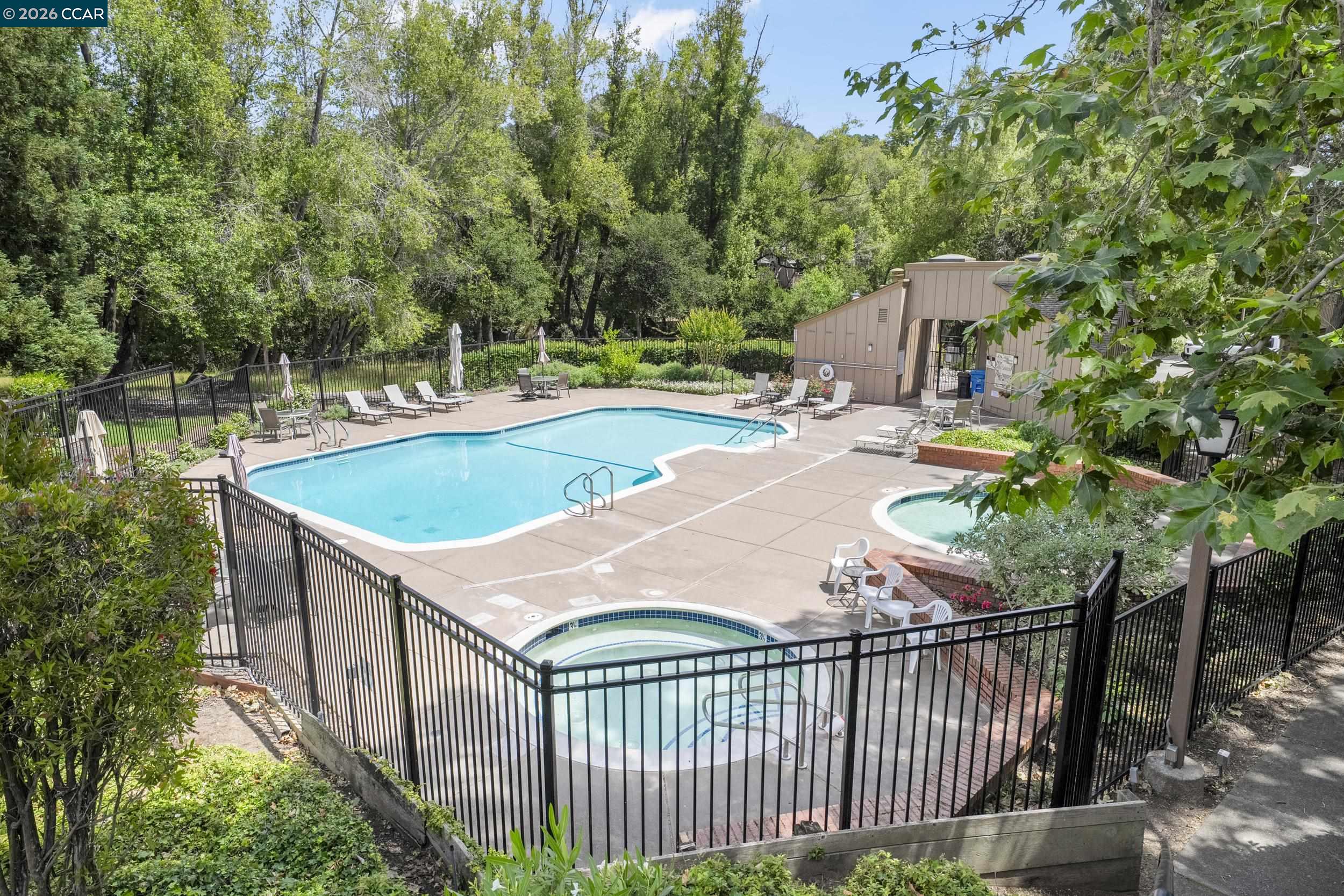 28 Curlew Way, Novato CA 94949 — photo 17