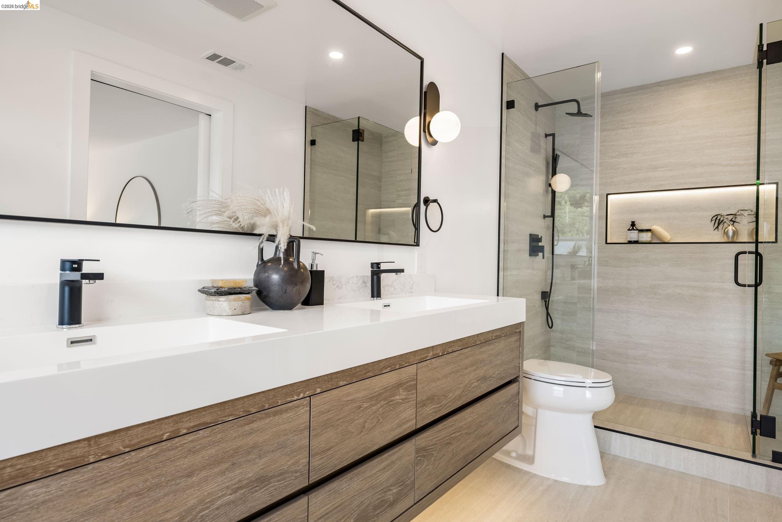 799 Santa Ray Ave, Oakland CA 94610 — photo 32