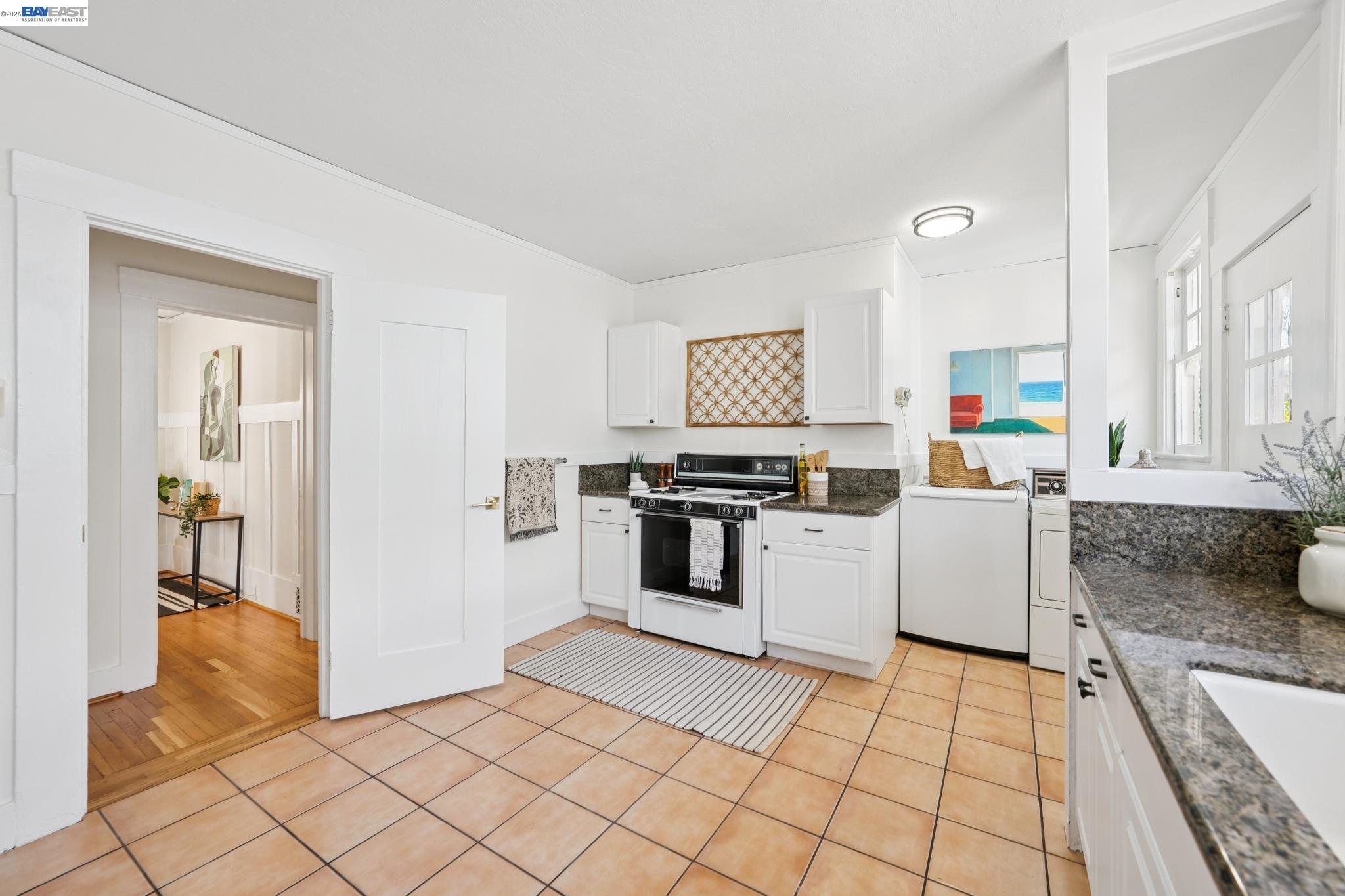 3244 Fernside Blvd, Alameda CA 94501 — photo 15