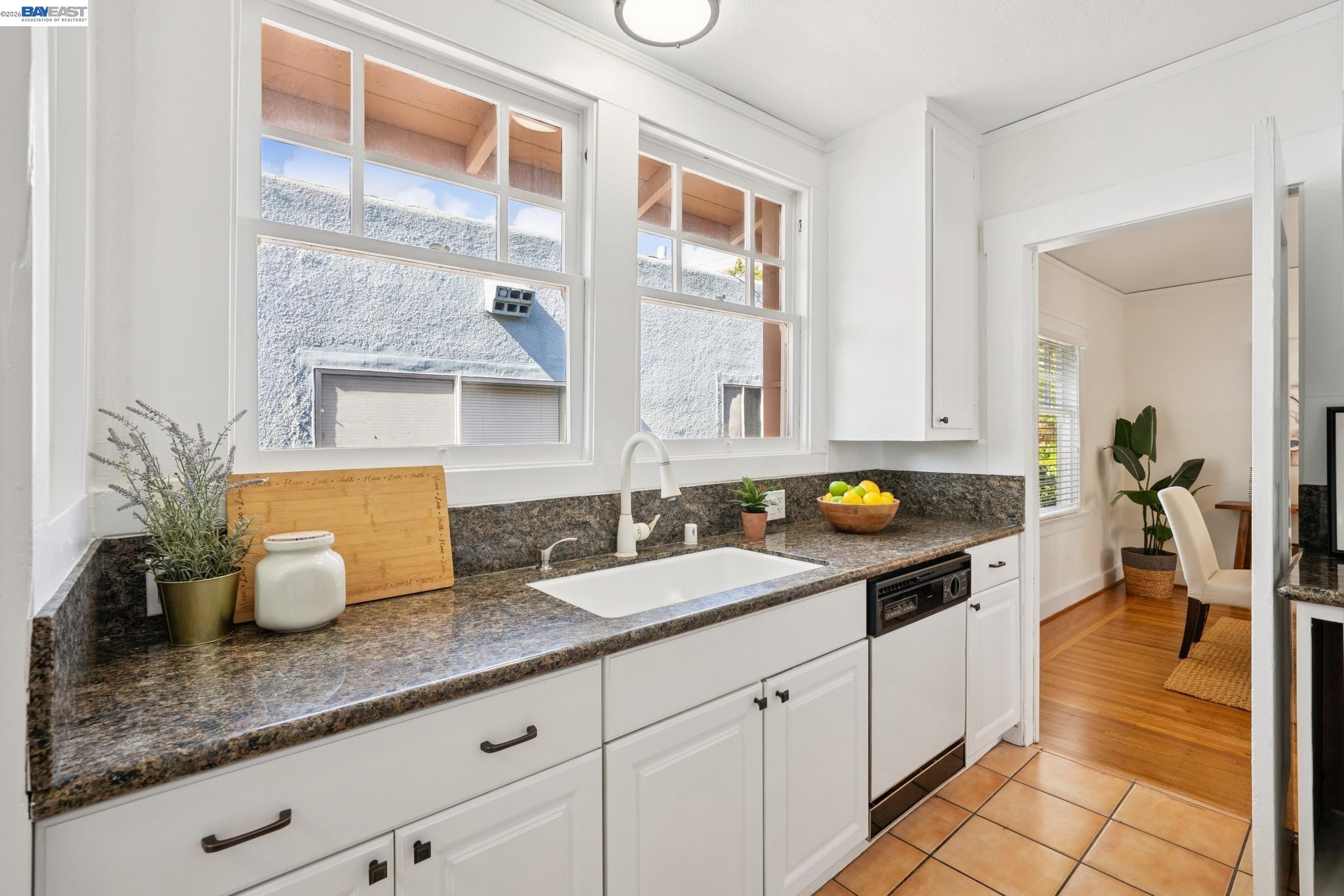 3244 Fernside Blvd, Alameda CA 94501 — photo 16