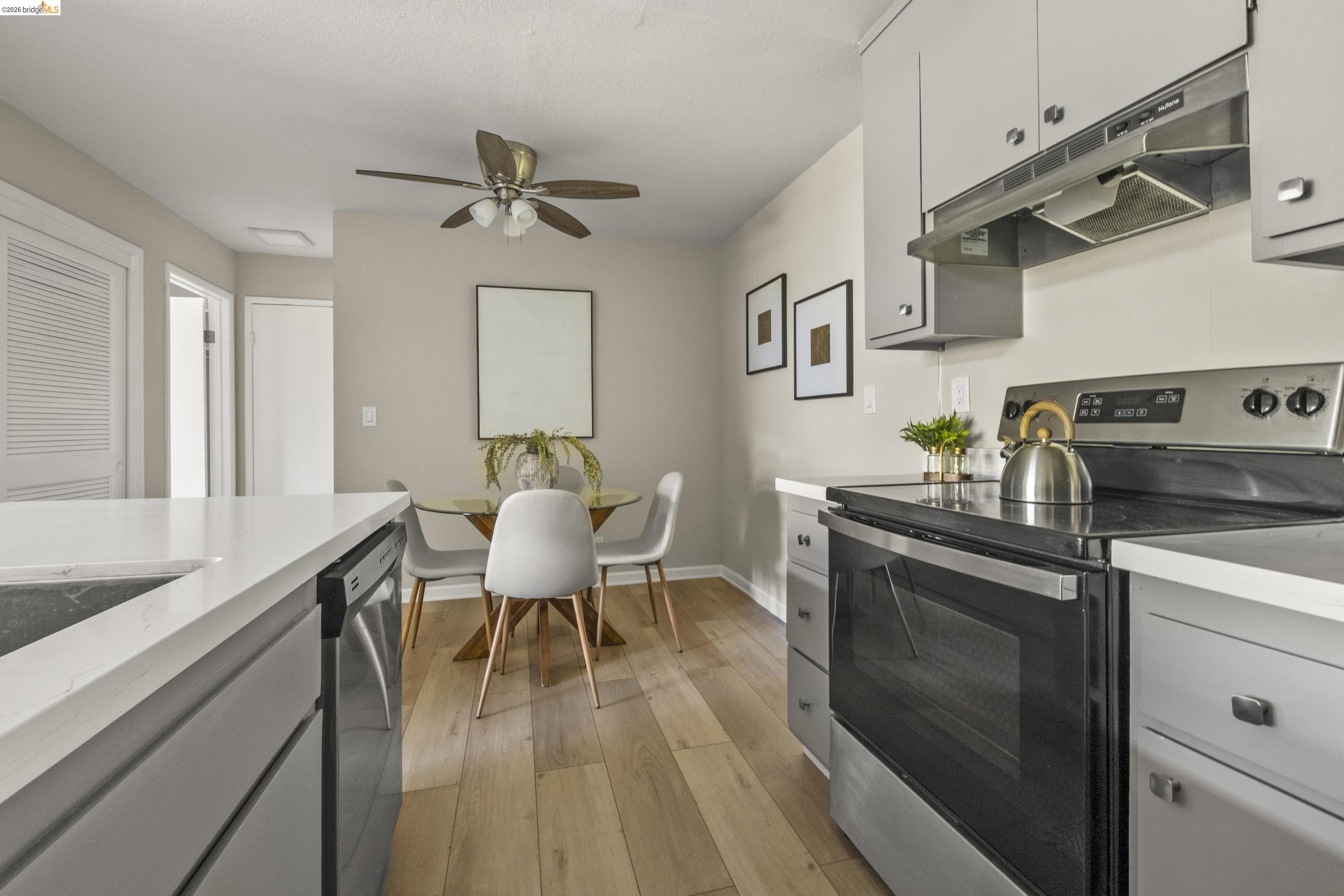 Photo #11: 41136492 Listing: Photo #11