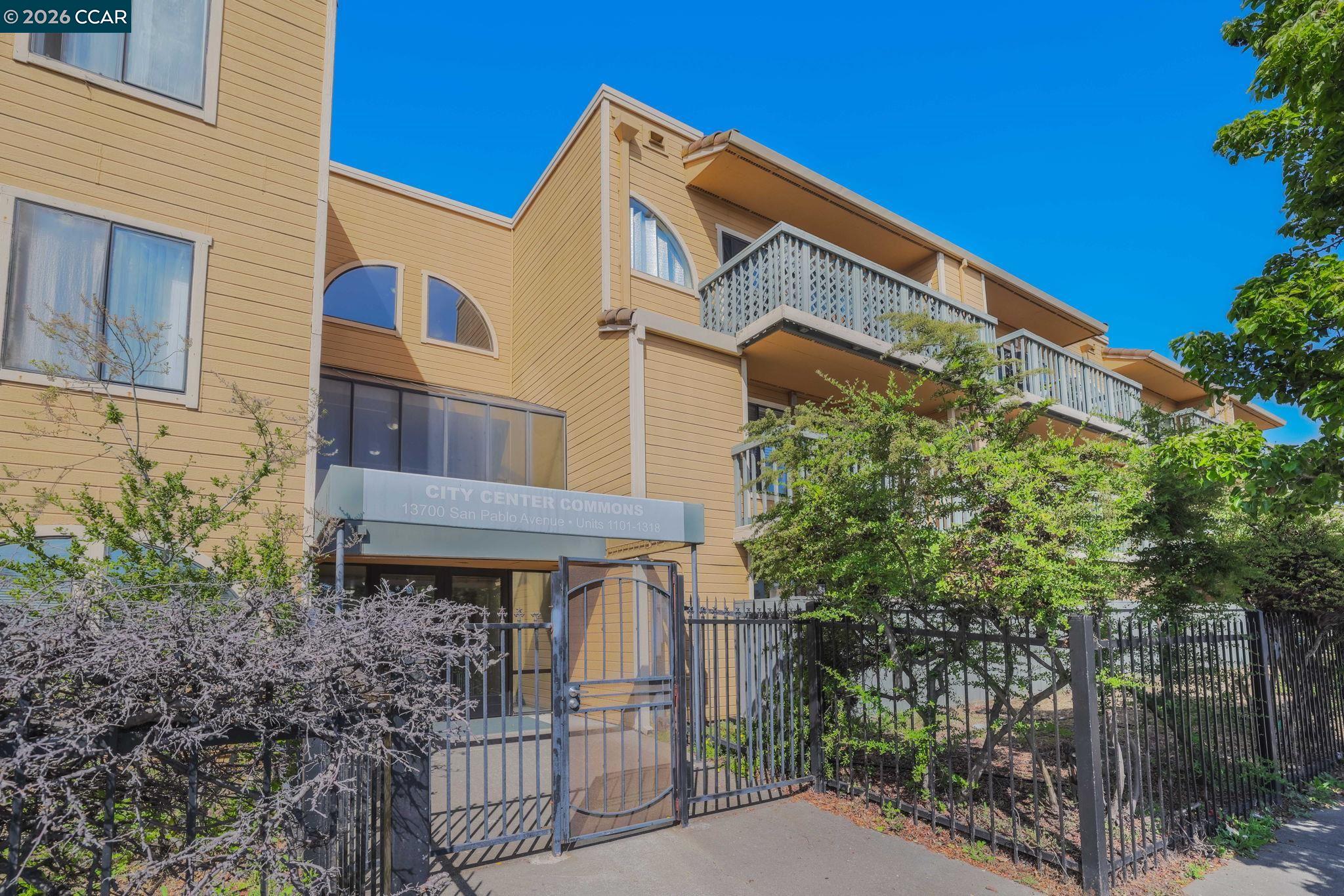 Photo #1: 41136515 Listing: Photo #1