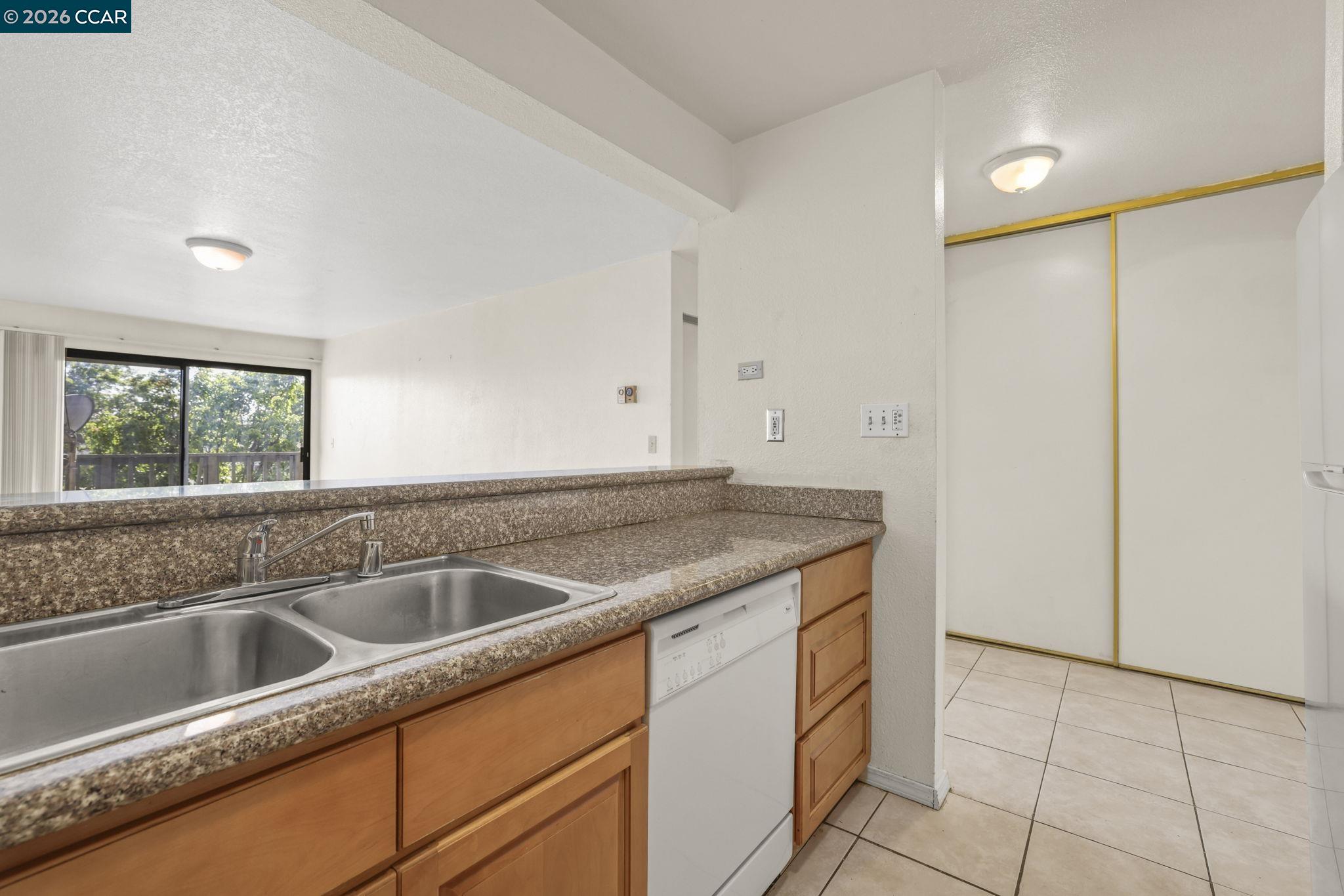 Photo #14: 41136515 Listing: Photo #14