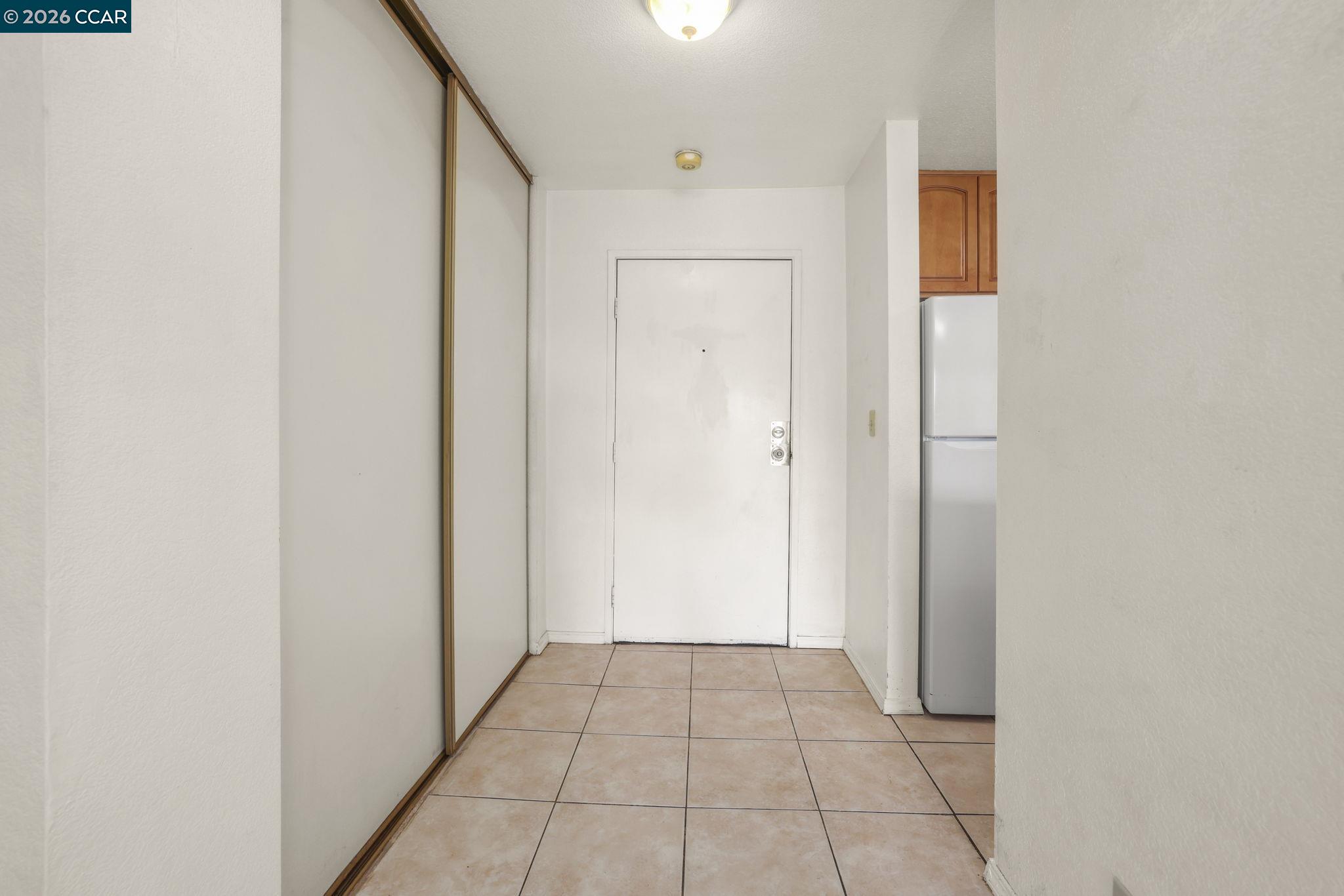 Photo #4: 41136515 Listing: Photo #4
