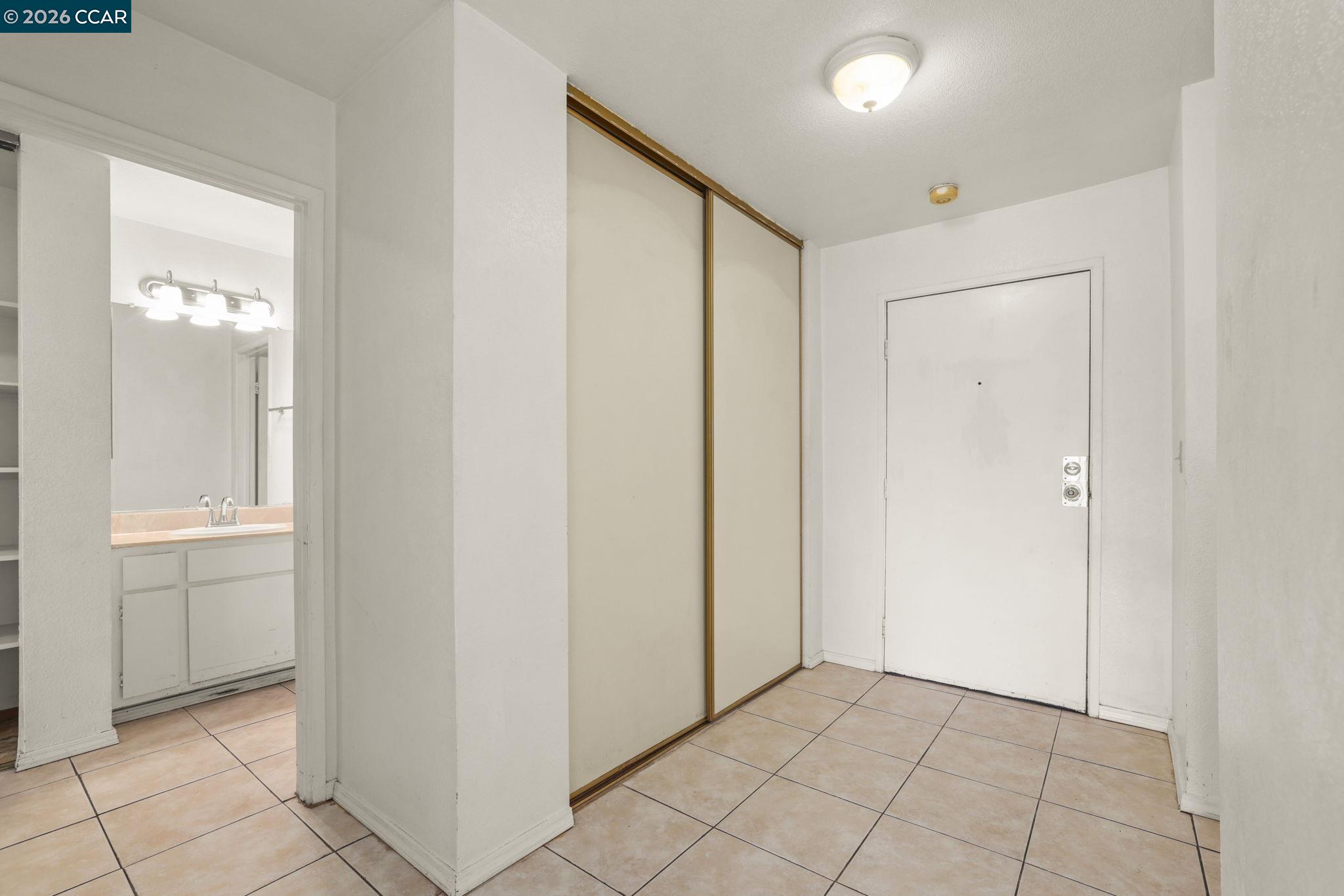 Photo #5: 41136515 Listing: Photo #5