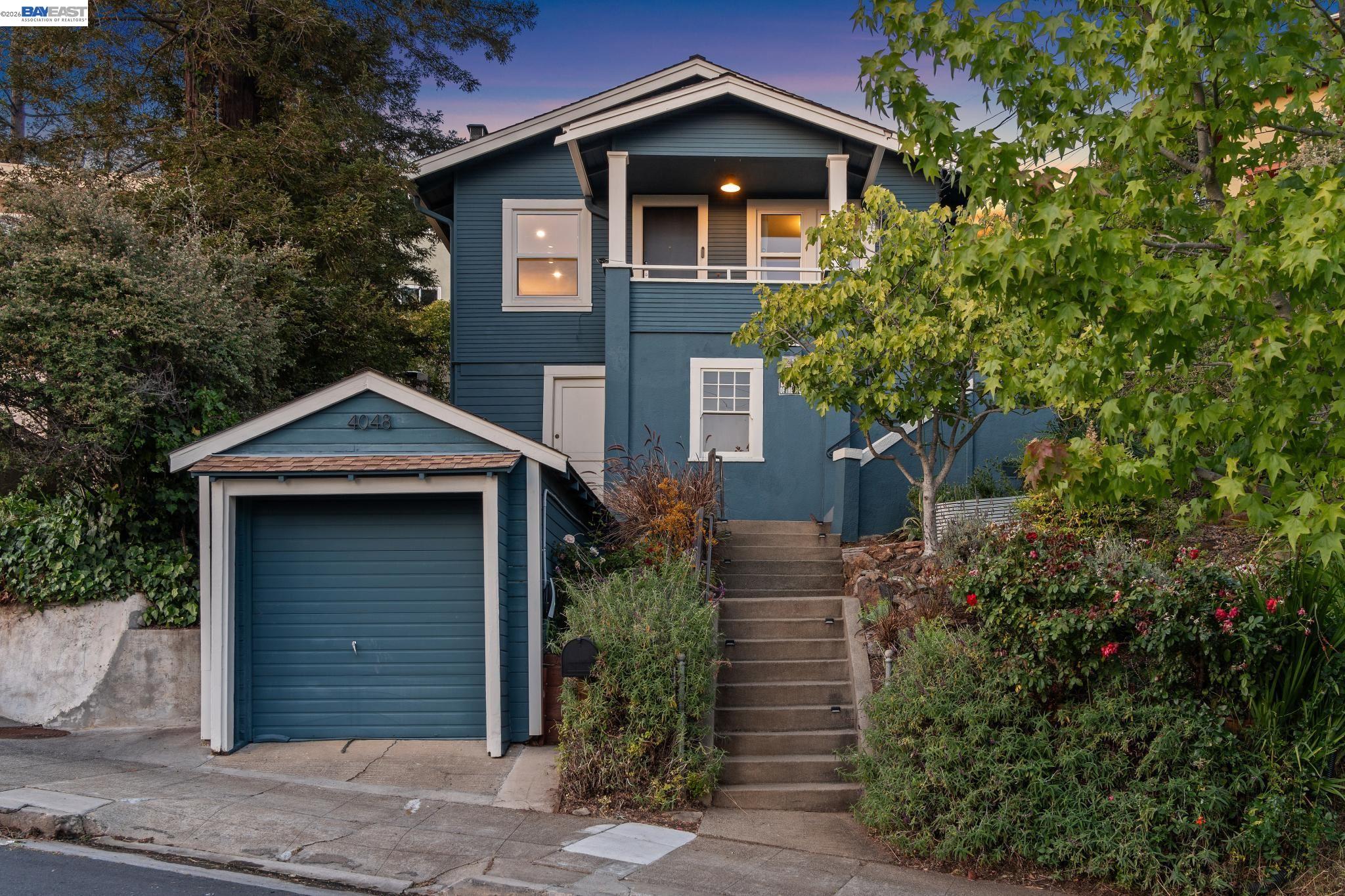4048 Norton Ave