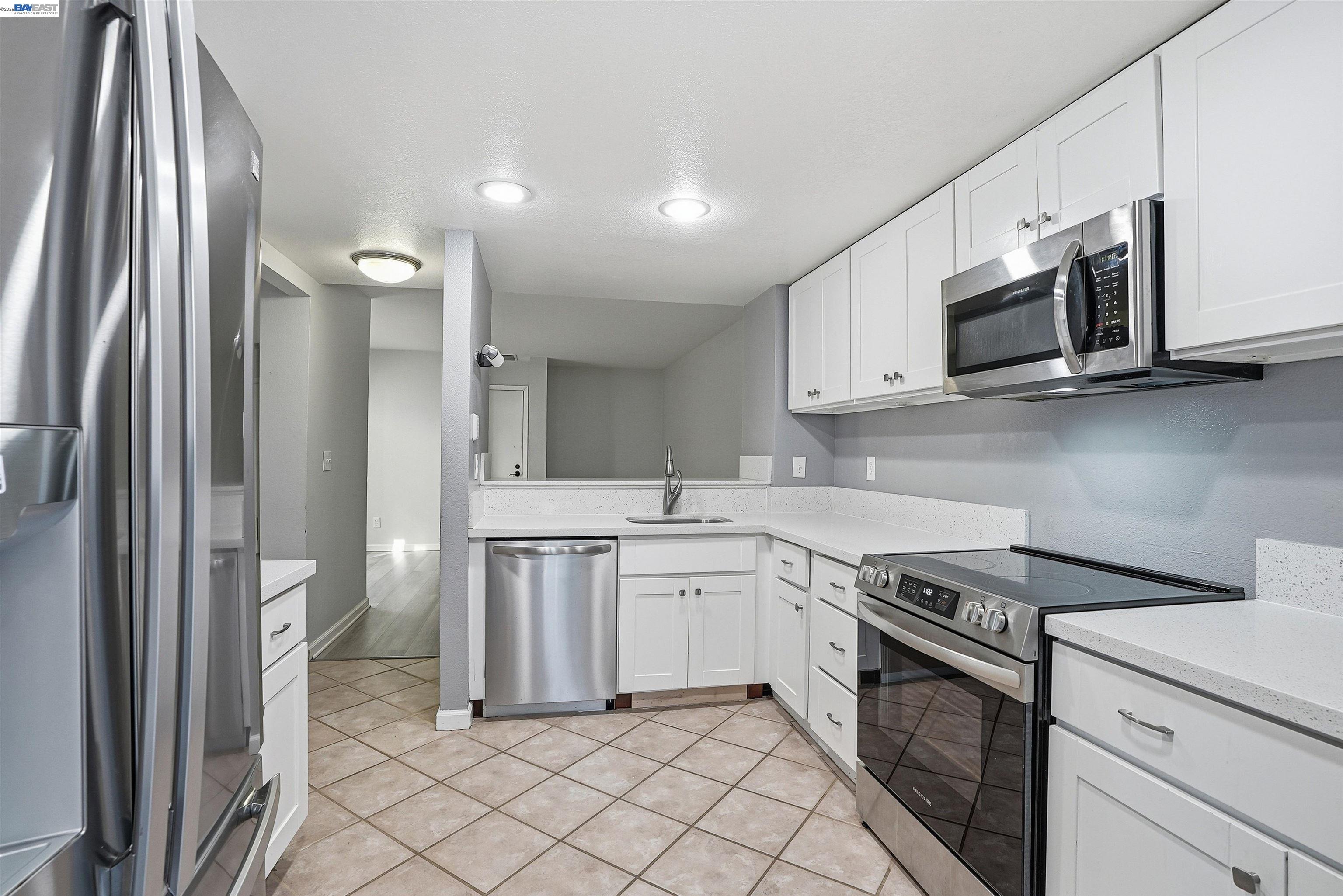 Photo #8: 41136552 Listing: Photo #8