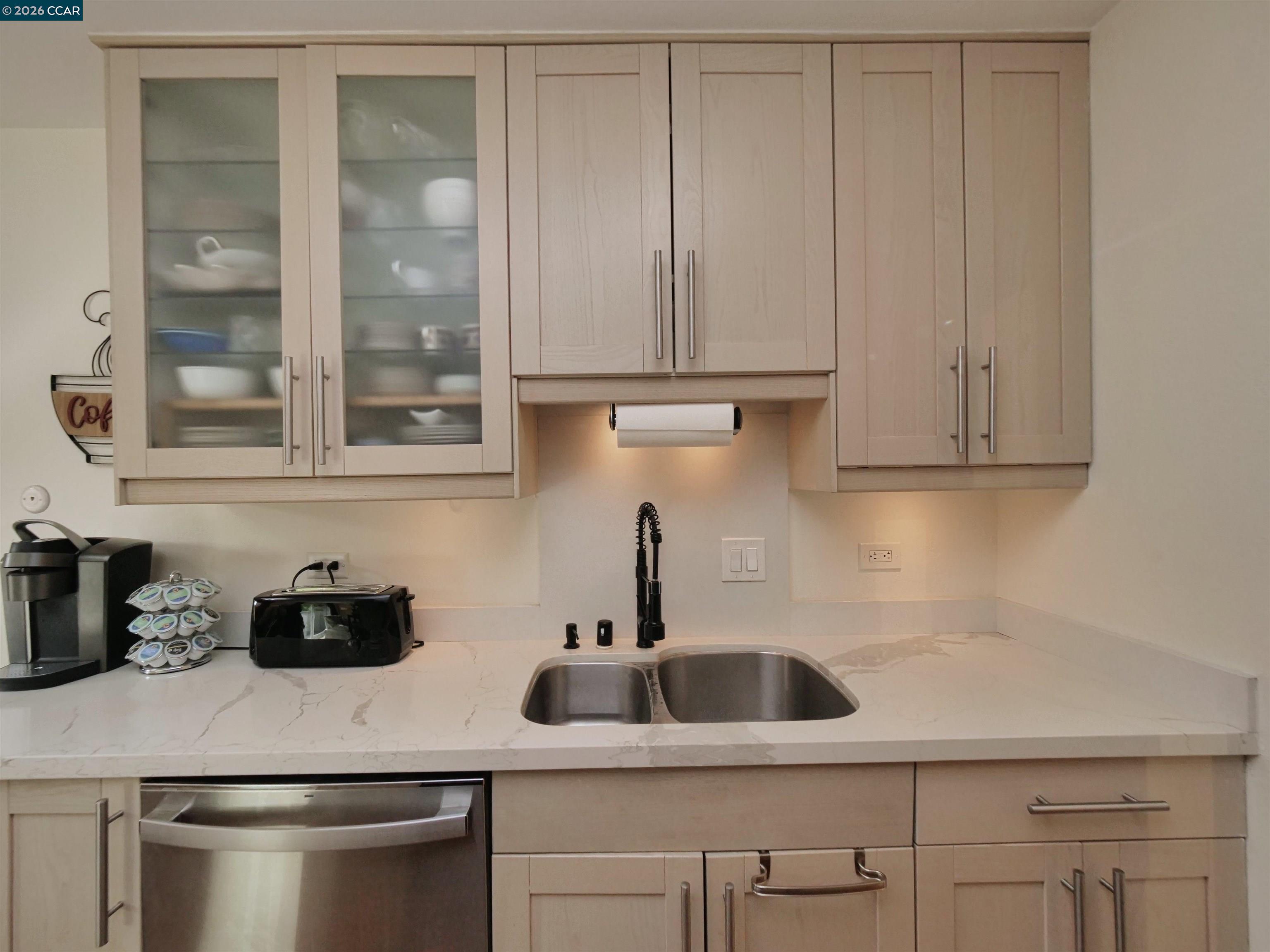 Photo #15: 41136556 Listing: Photo #15