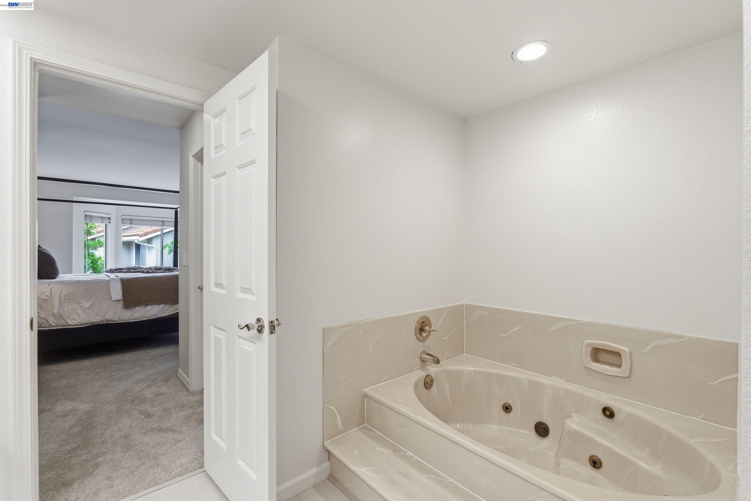 Photo #17: 41136581 Listing: Photo #17