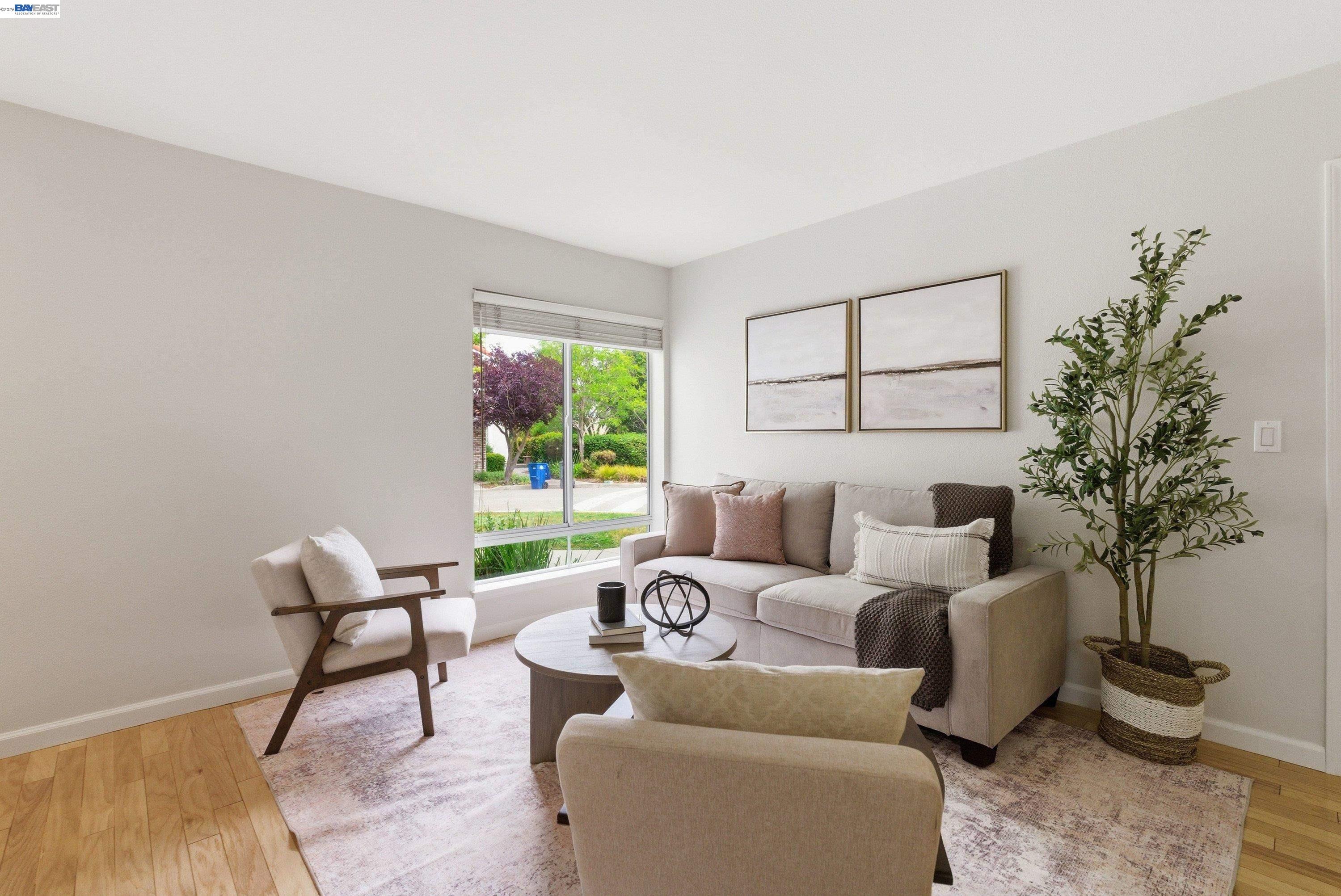 Photo #3: 41136581 Listing: Photo #3