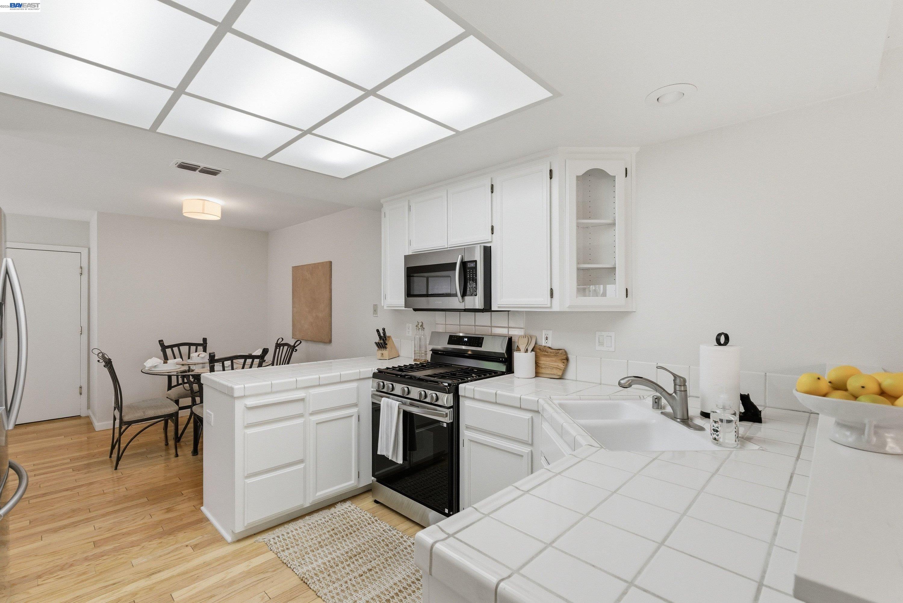Photo #8: 41136581 Listing: Photo #8