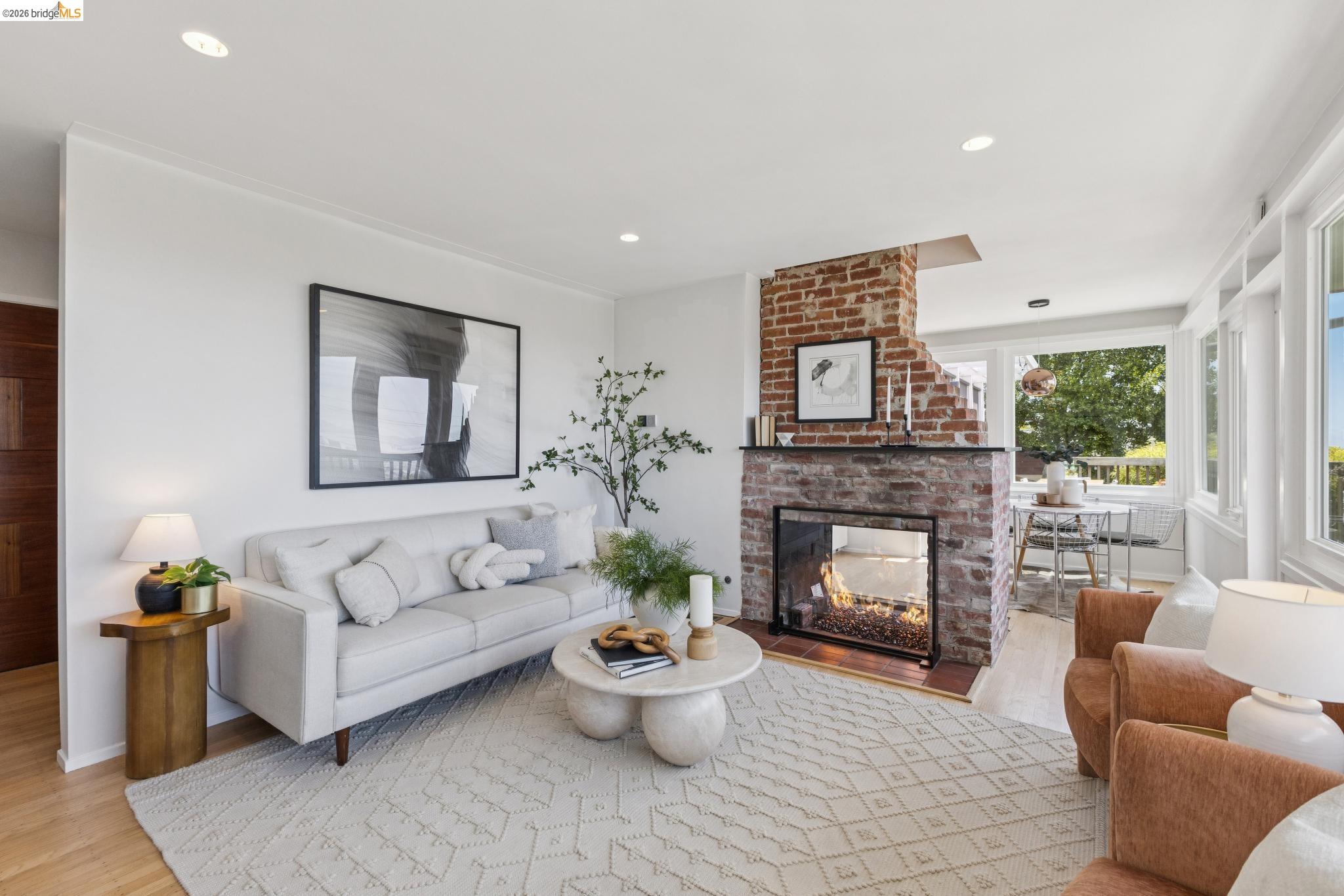 Photo #6: 41136585 Listing: Photo #6