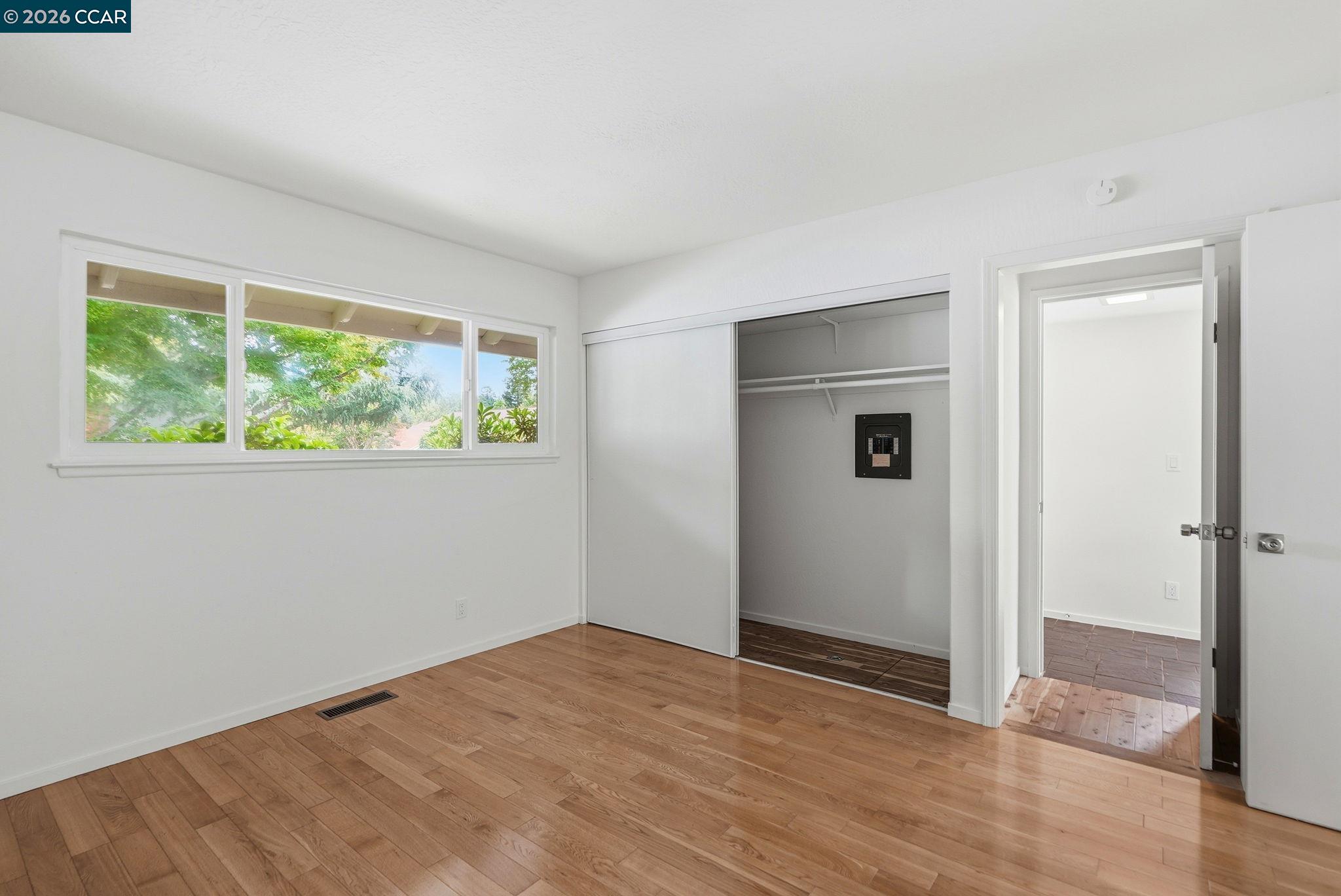 Photo #19: 41136621 Listing: Photo #19