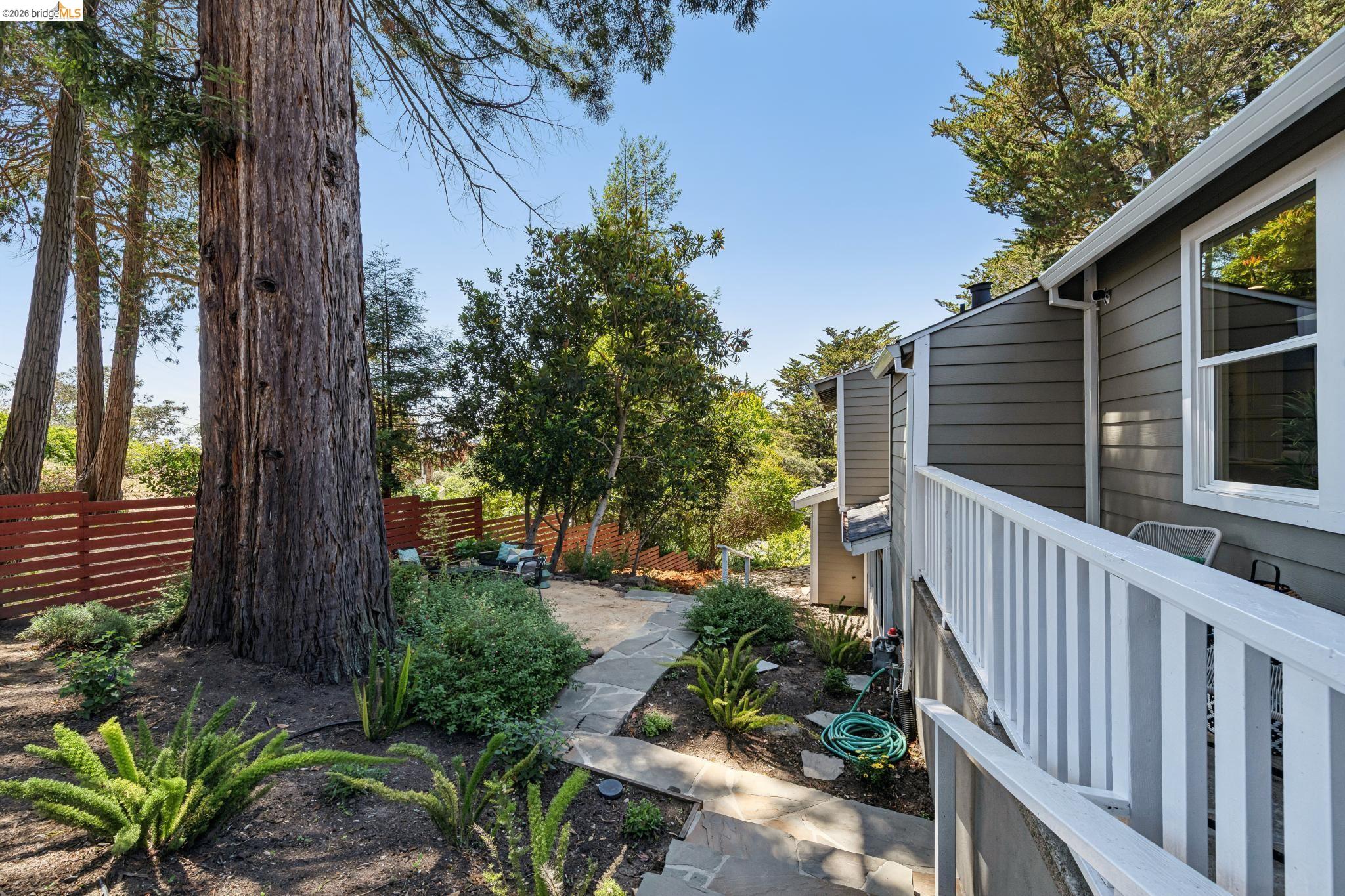 6281 Aspinwall Rd, Oakland CA 94611 — photo 6