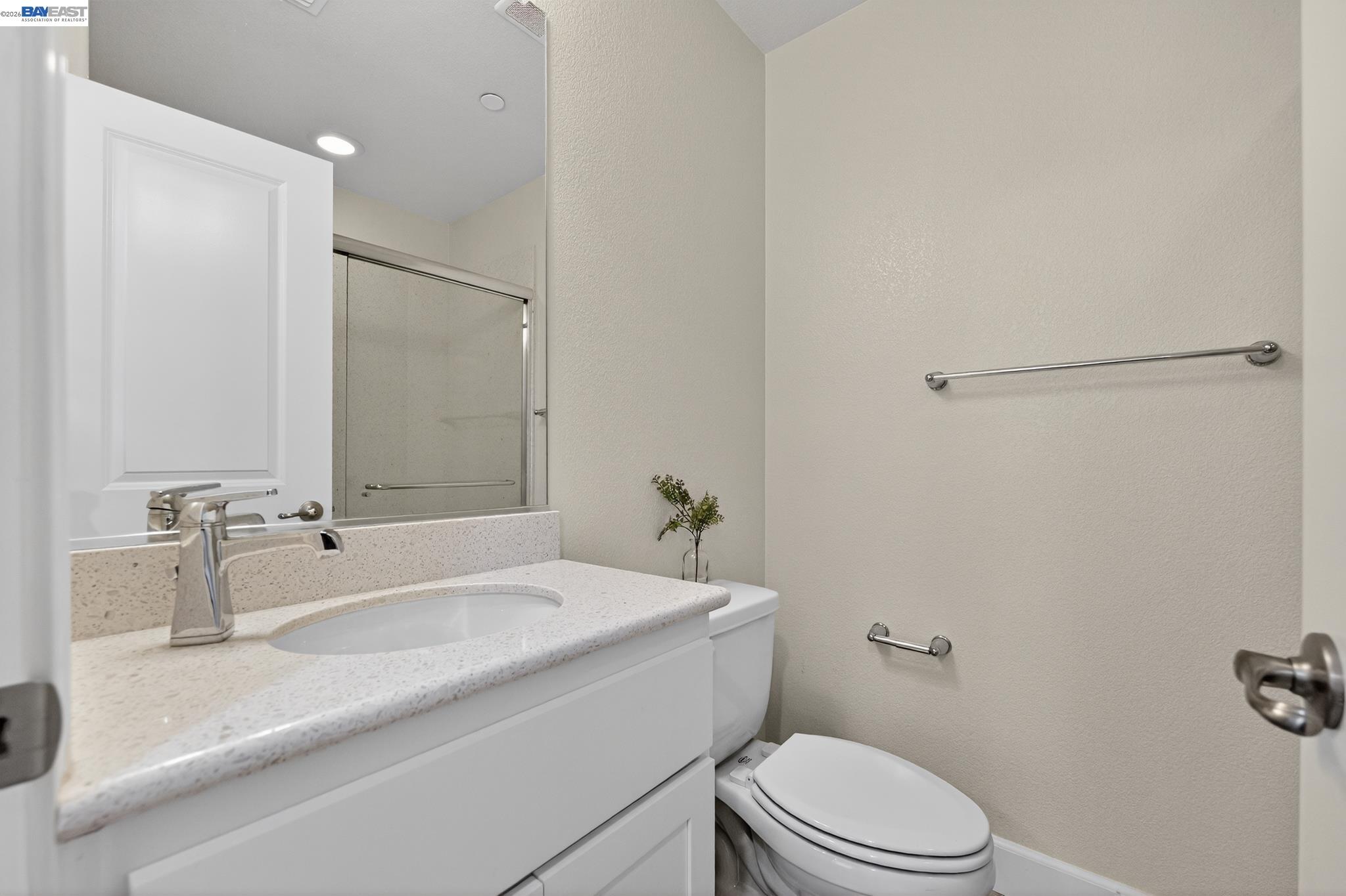 Photo #6: 41136623 Listing: Photo #6