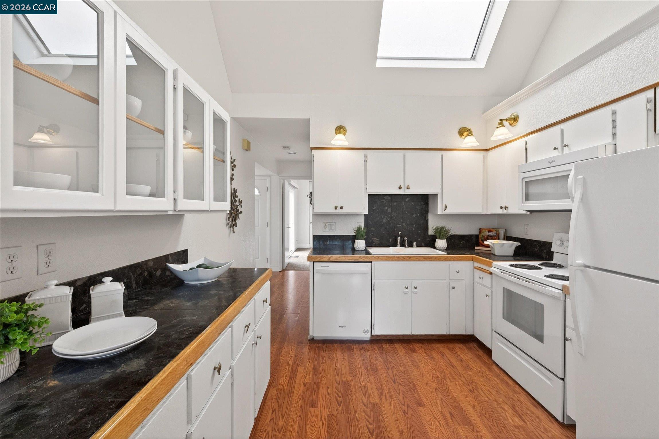 Photo #20: 41136629 Listing: Photo #20