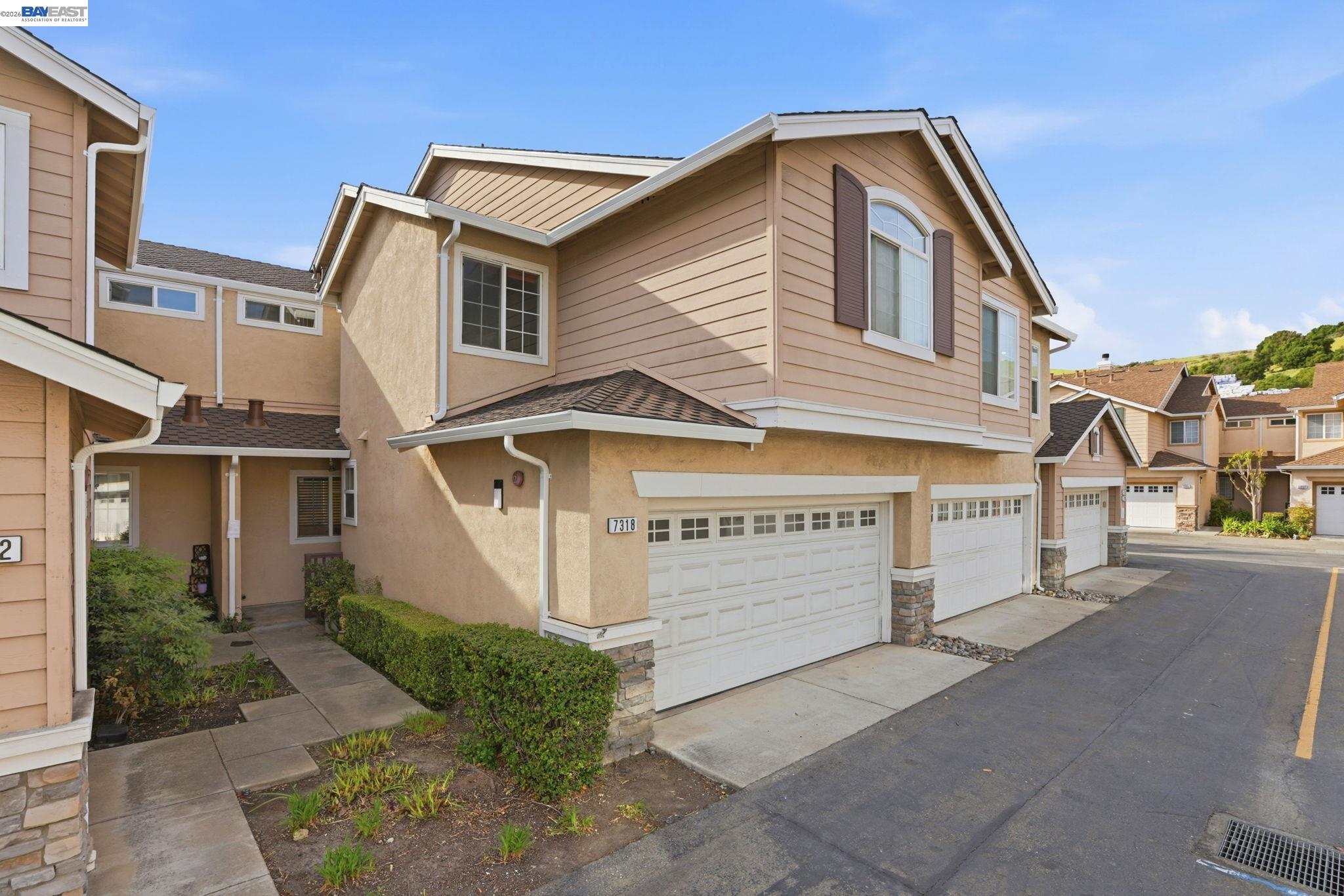 Photo #3: 41136632 Listing: Photo #3