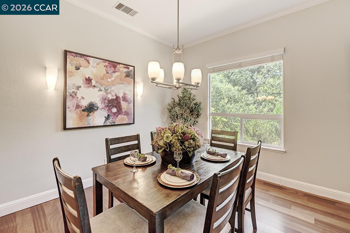 Photo #8: 41136640 Listing: Photo #8