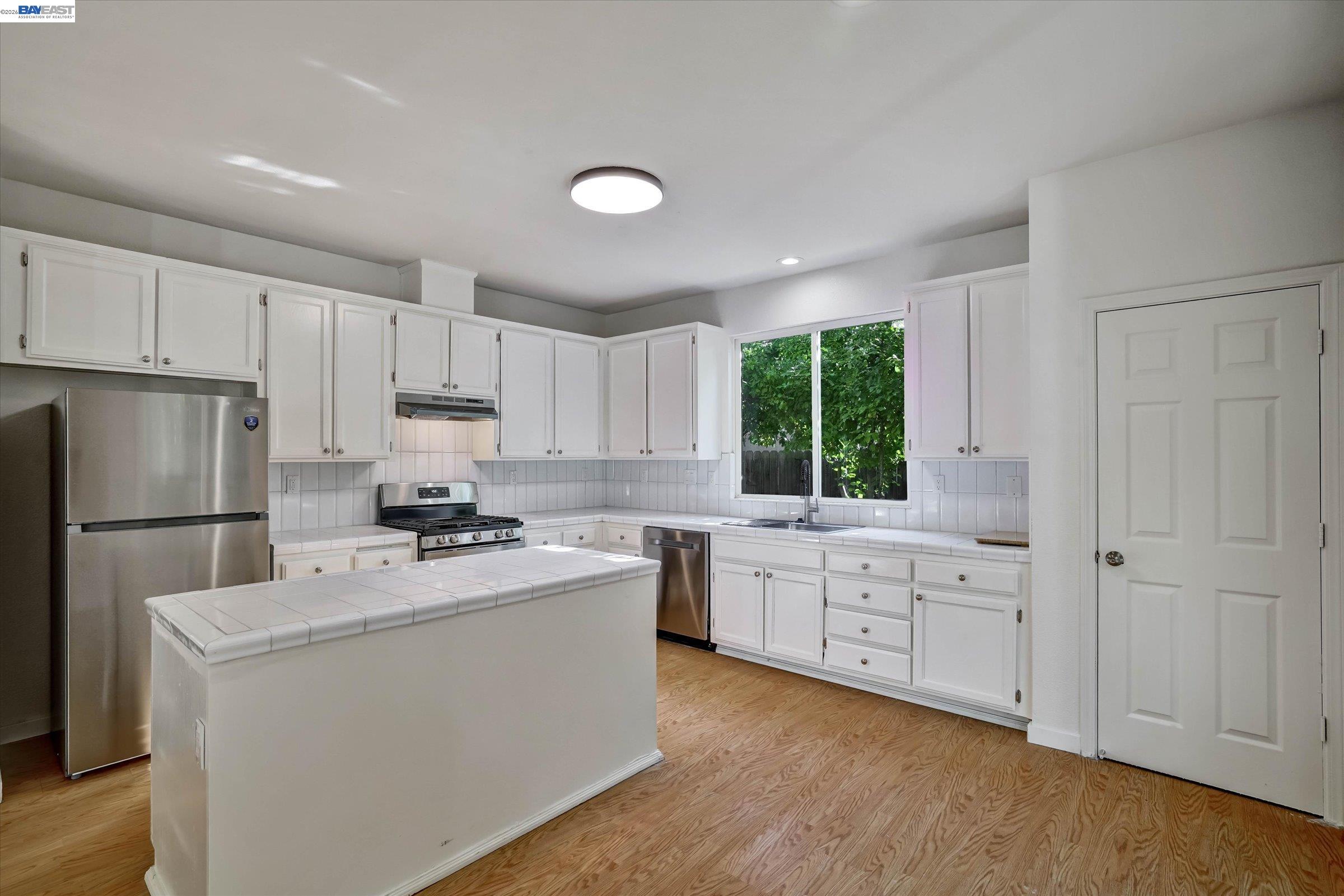 1536 Jensen Dr, Pittsburg CA 94565 — photo 12