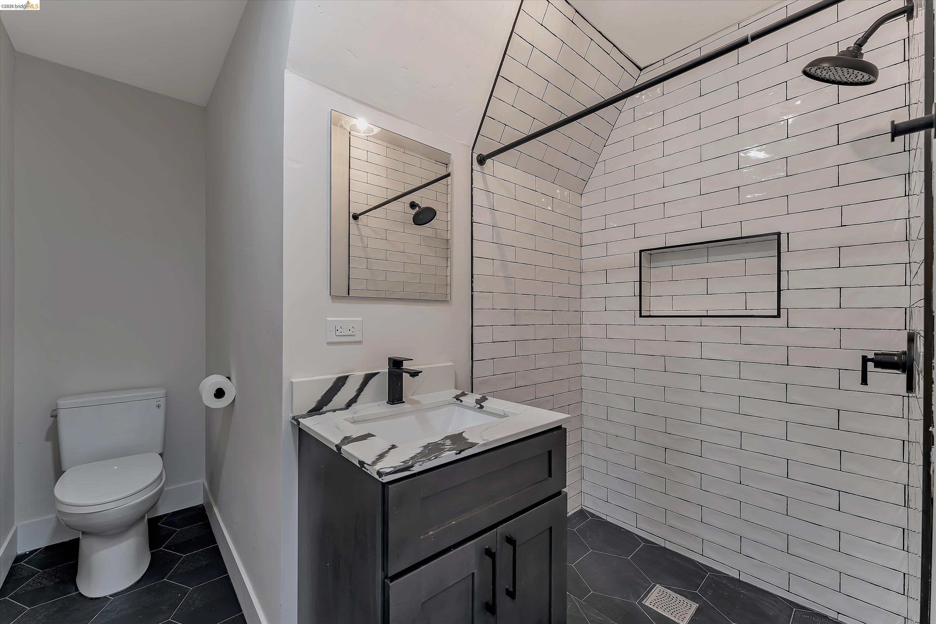2804 Adeline St, Oakland CA 94608 — photo 11