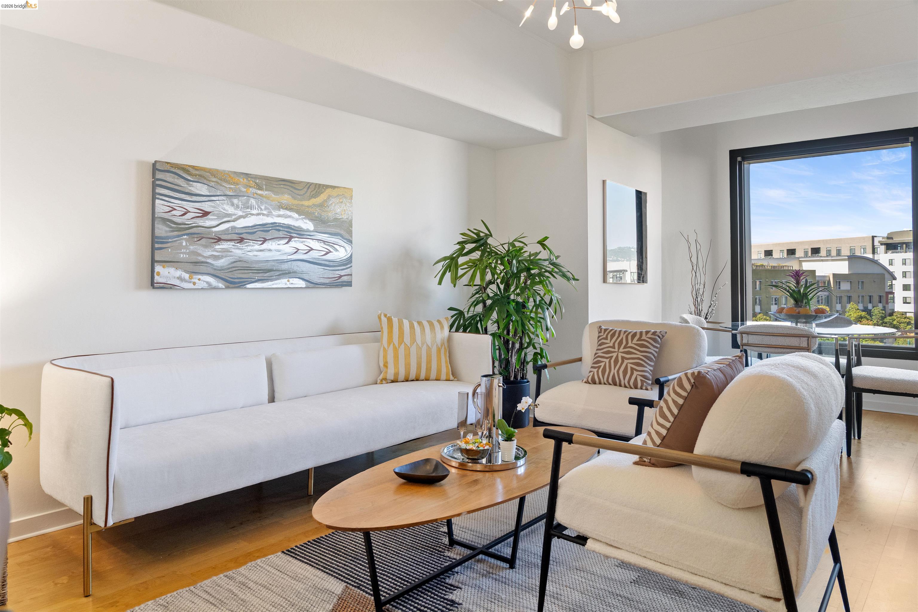 Photo #8: 41136674 Listing: Photo #8
