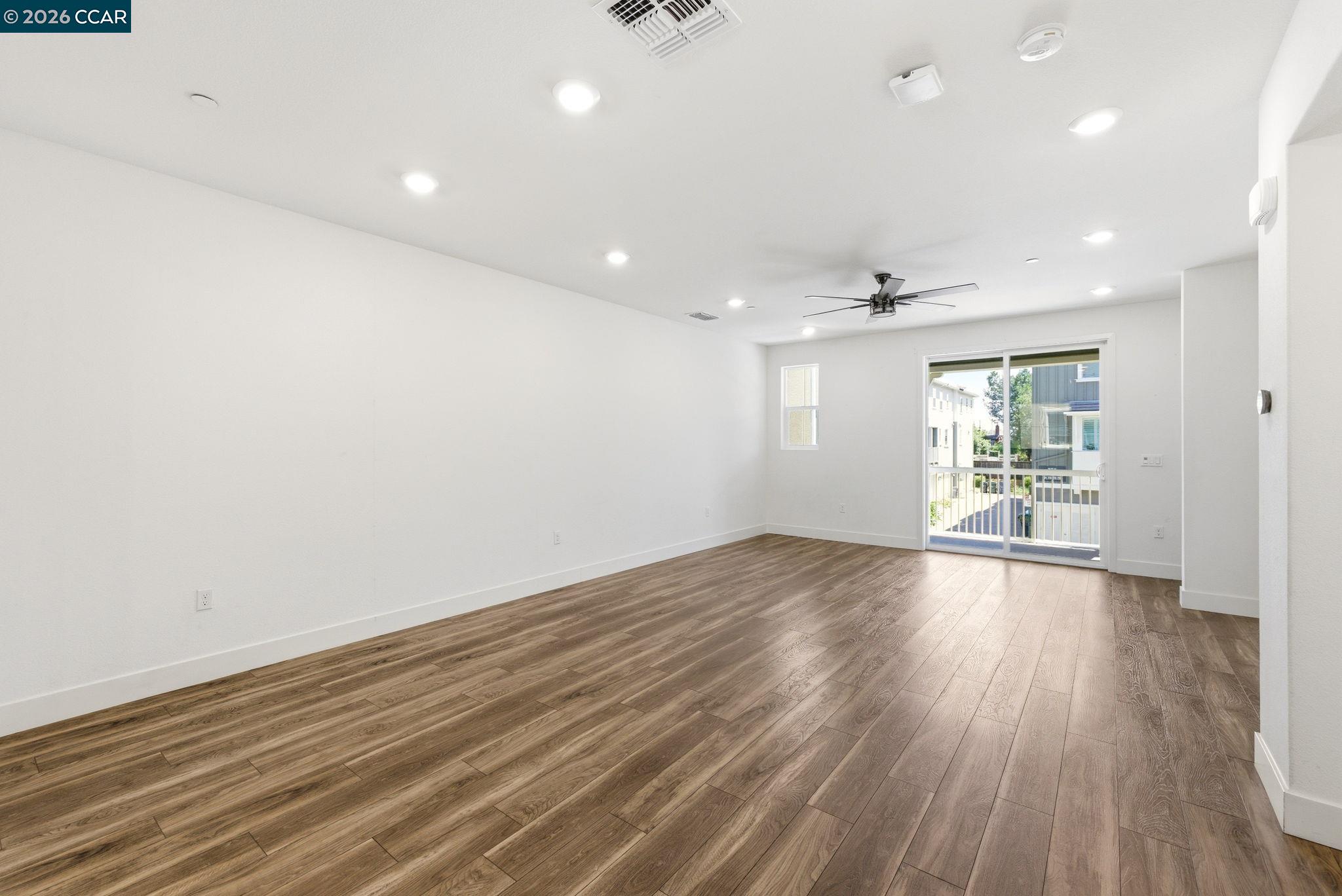 Photo #15: 41136678 Listing: Photo #15