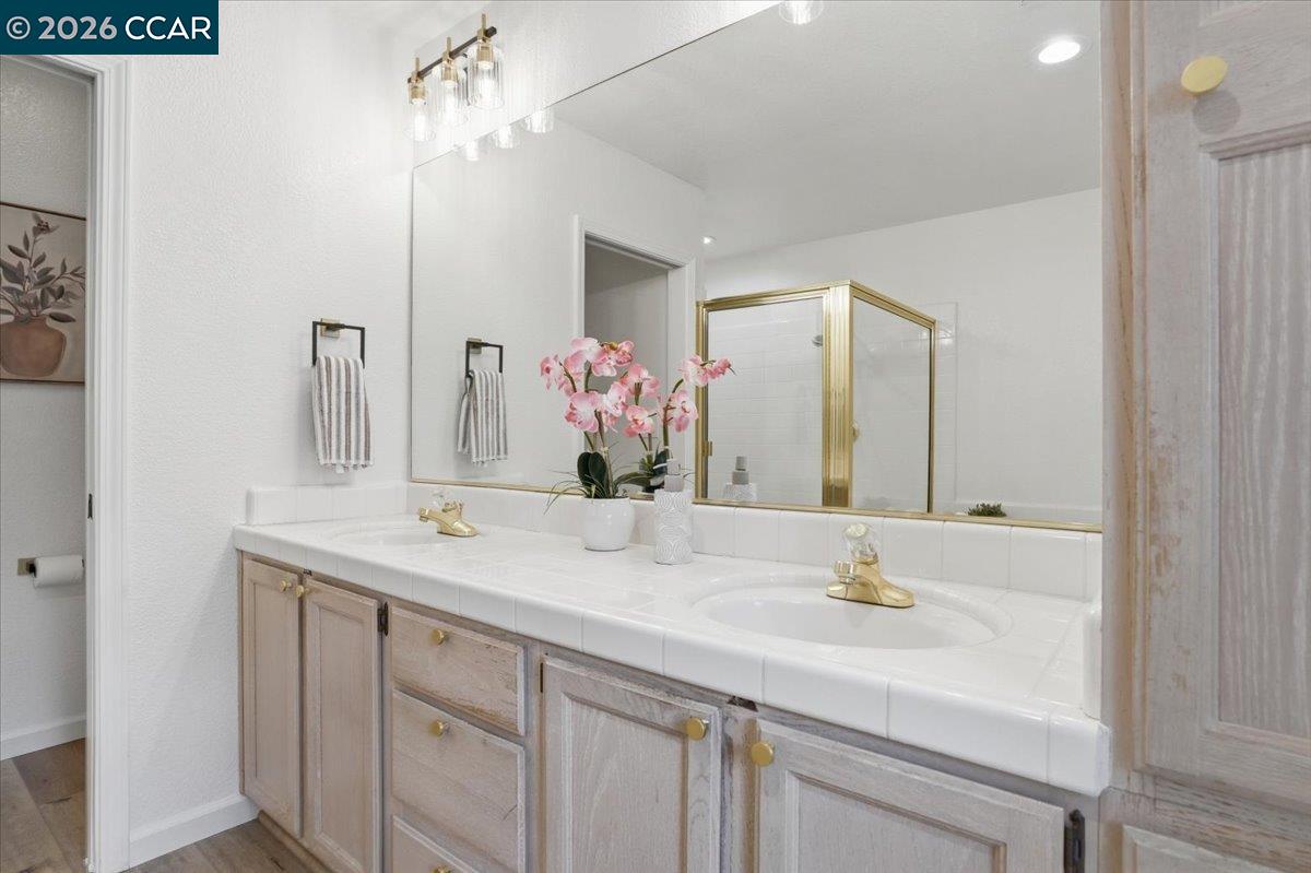 5209 Arden Way, Carmichael CA 95608 — photo 37