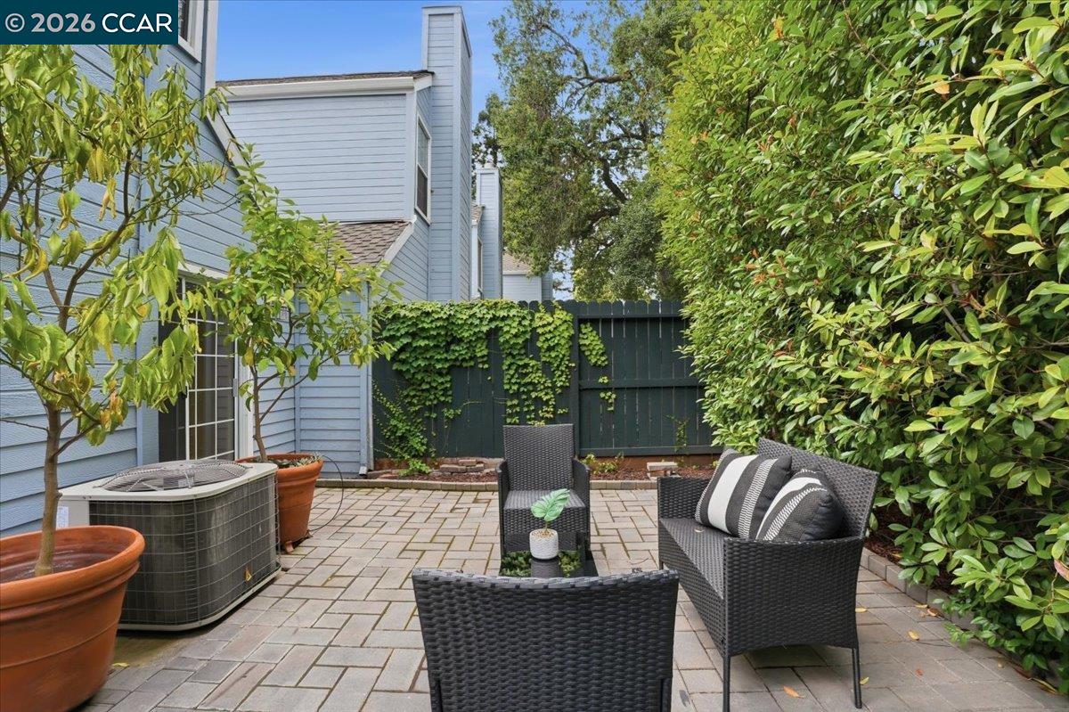 5209 Arden Way, Carmichael CA 95608 — photo 46