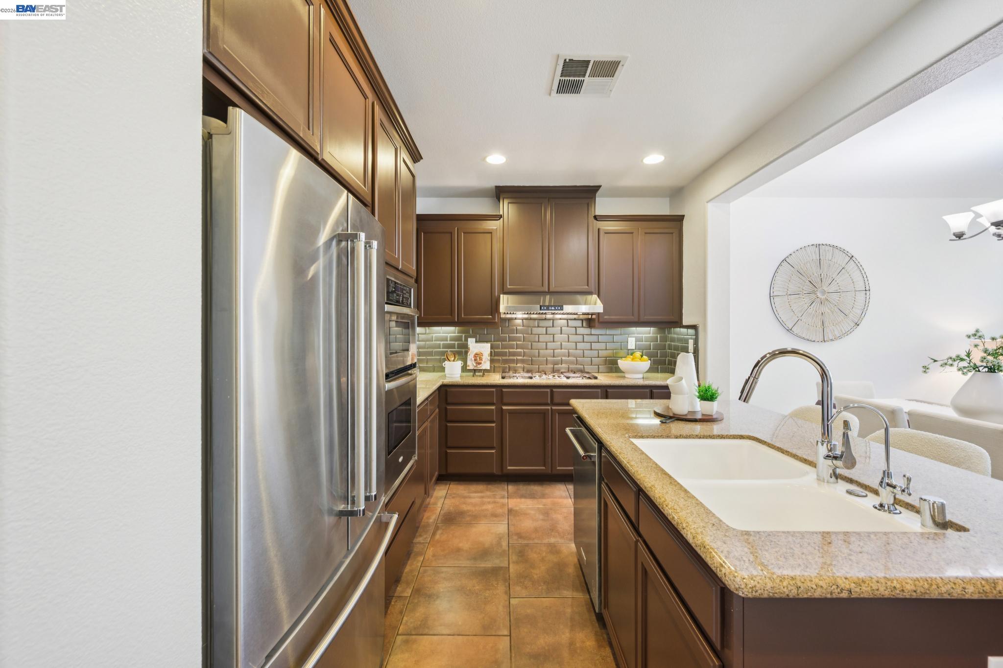 Photo #17: 41136683 Listing: Photo #17