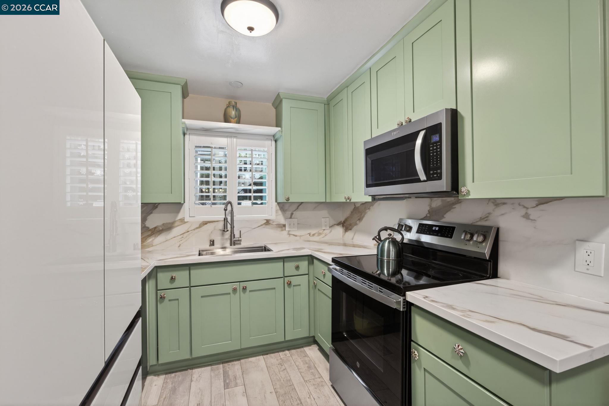 Photo #12: 41136691 Listing: Photo #12