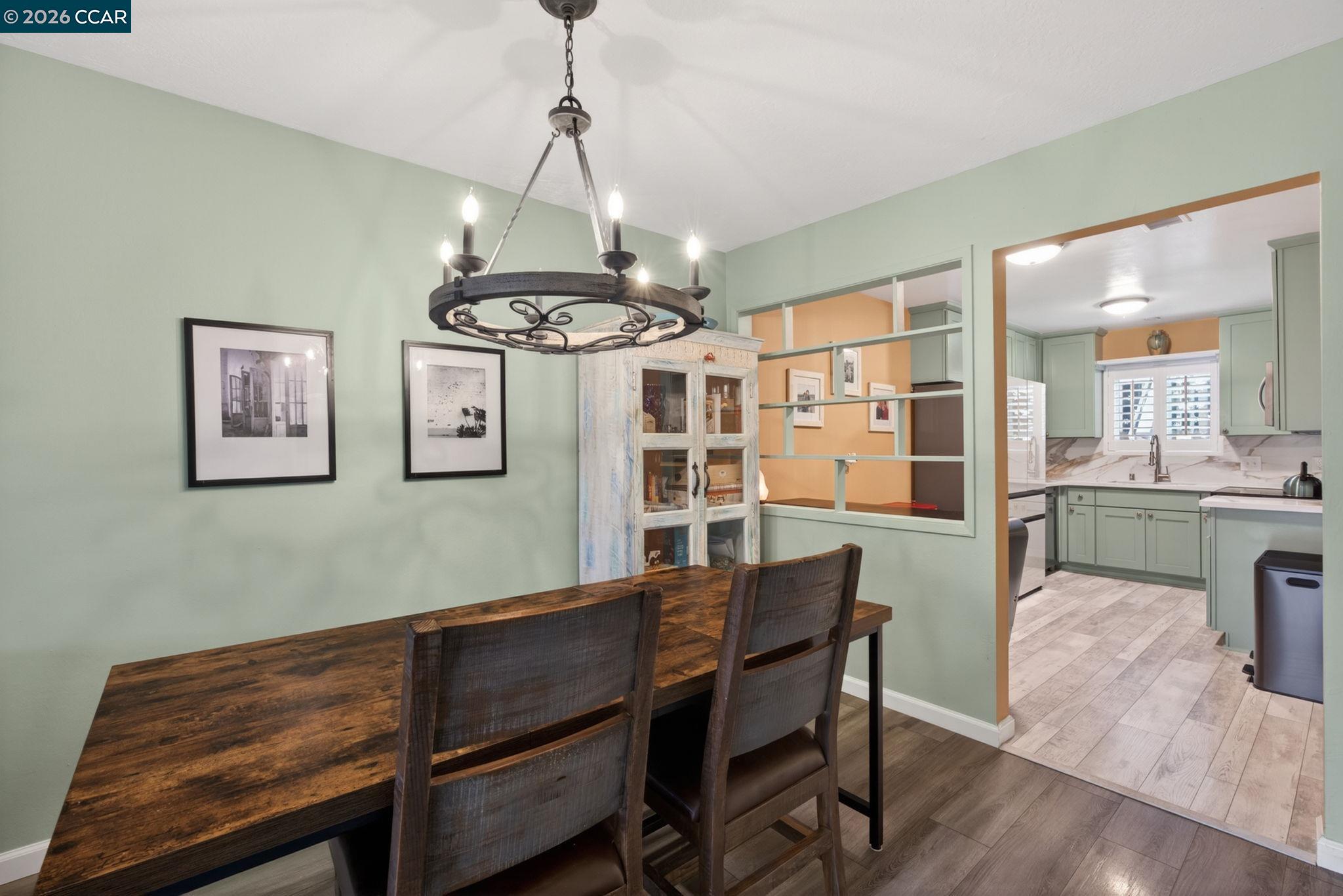 Photo #8: 41136691 Listing: Photo #8