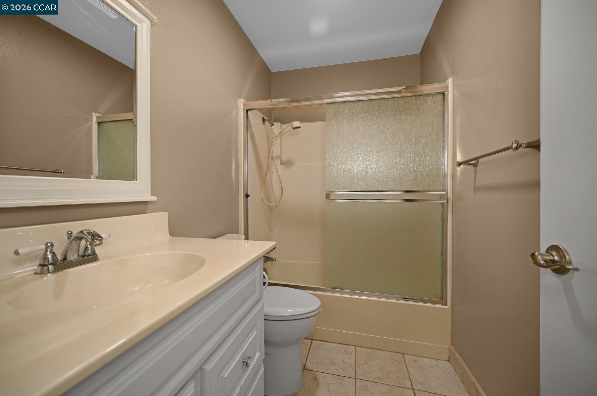 Photo #13: 41136692 Listing: Photo #13