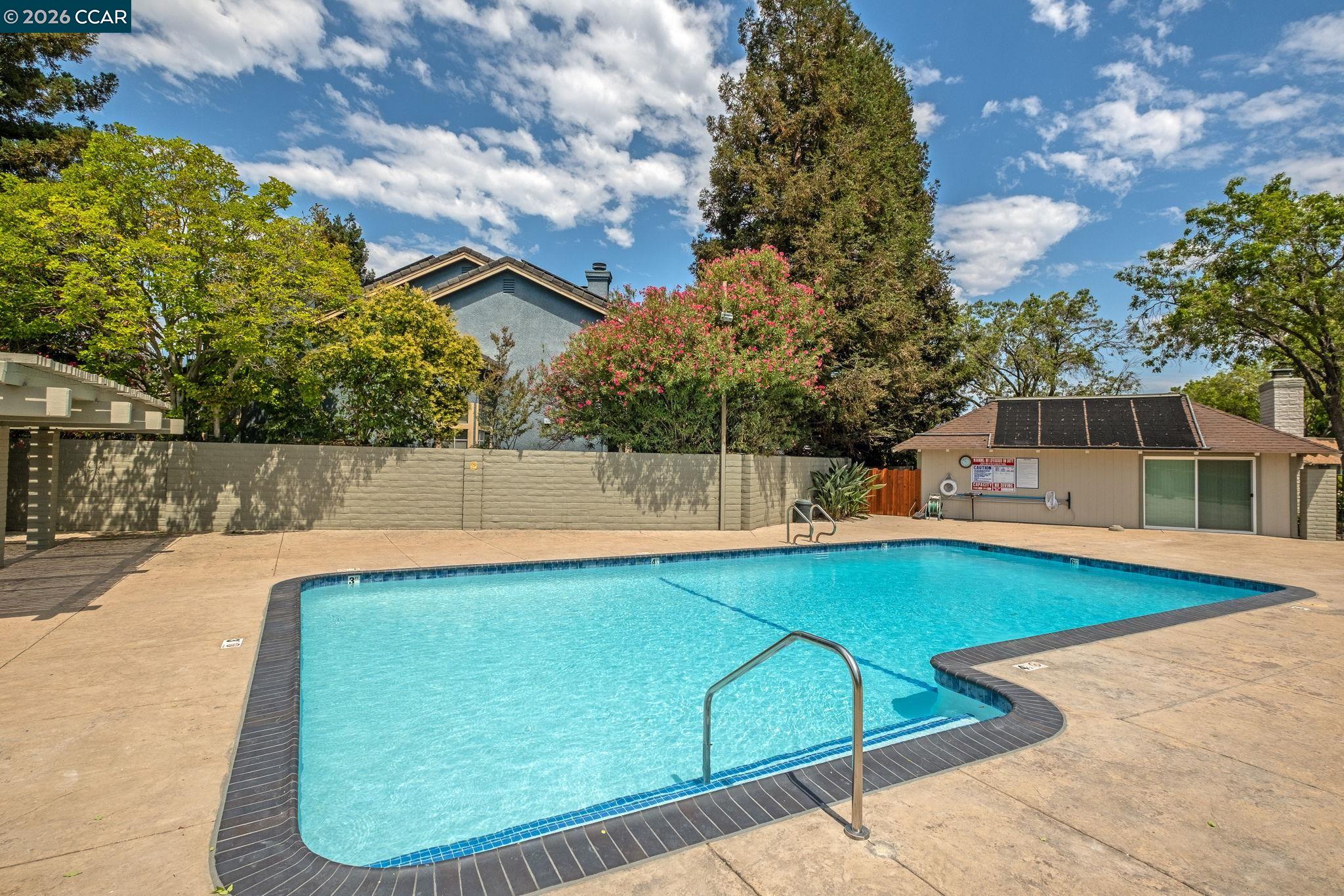 Photo #23: 41136692 Listing: Photo #23