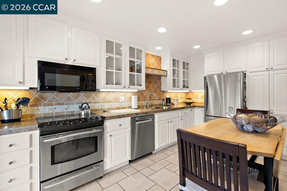 Photo #18: 41136710 Listing: Photo #18