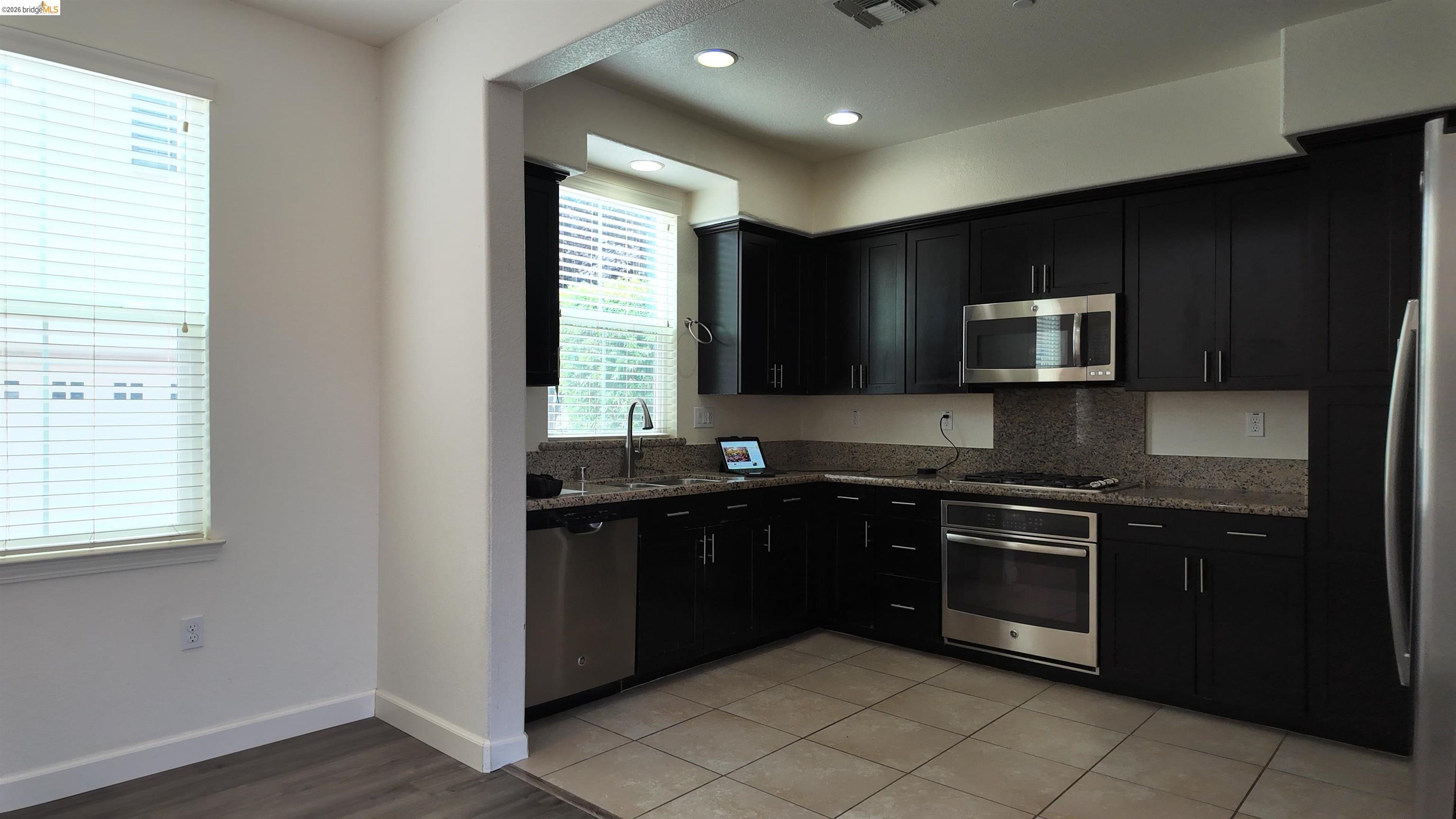 2100 Carrara St, Brentwood CA 94513 — photo 6