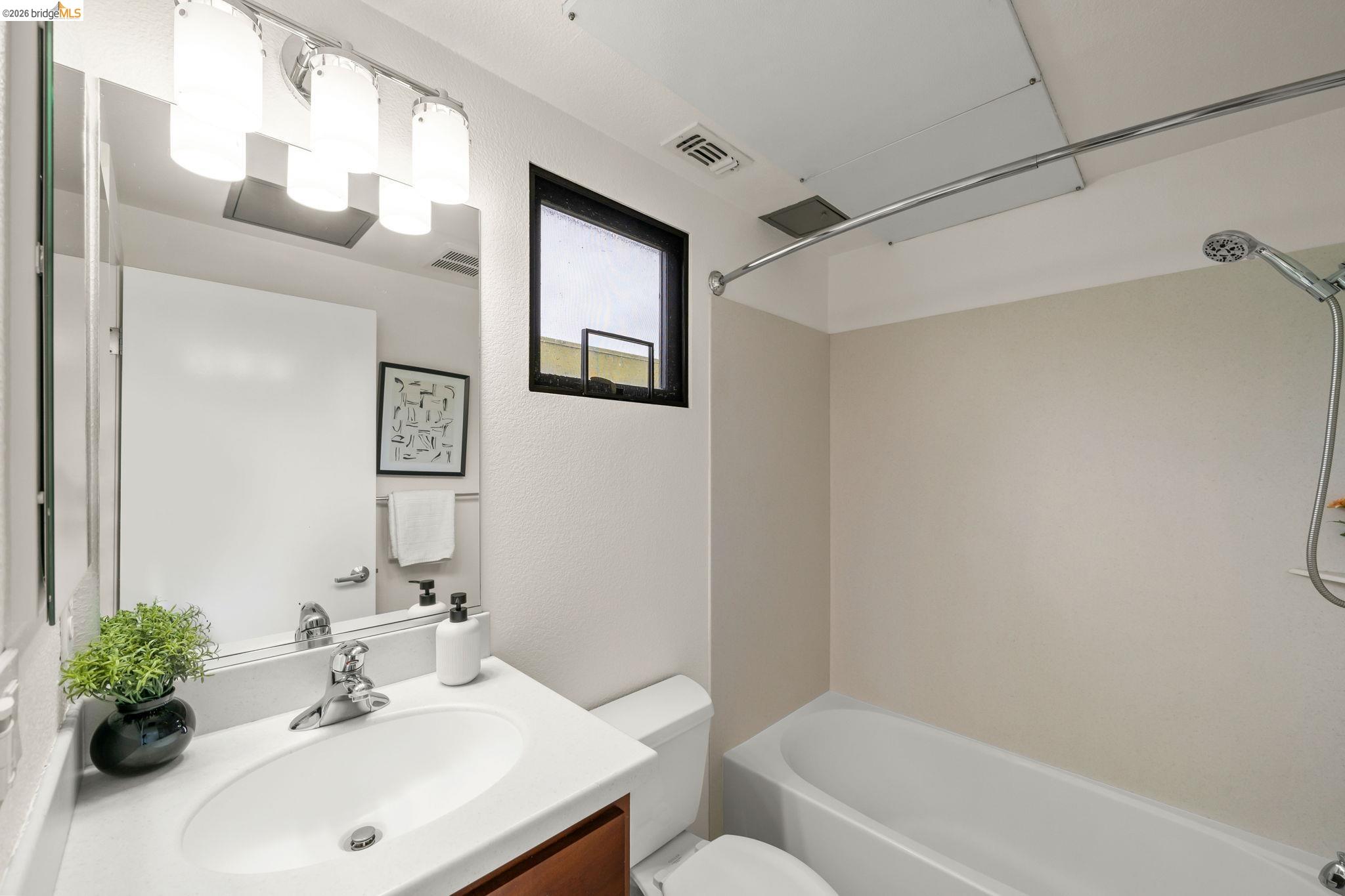 Photo #18: 41136729 Listing: Photo #18