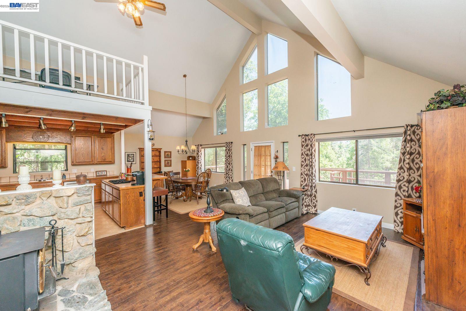 891 Salt Flat Rd, Lewiston CA 96052 — photo 4
