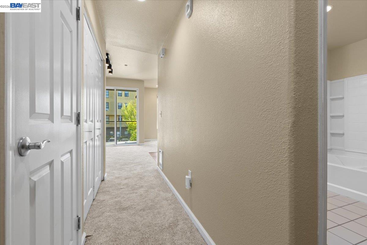 Photo #2: 41136752 Listing: Photo #2