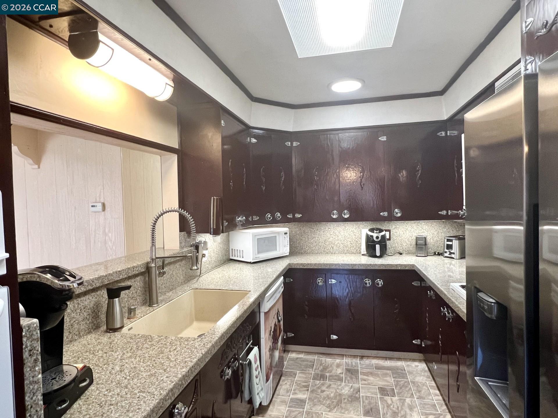 694 Renfrew Rd, El Sobrante CA 94803 — photo 4