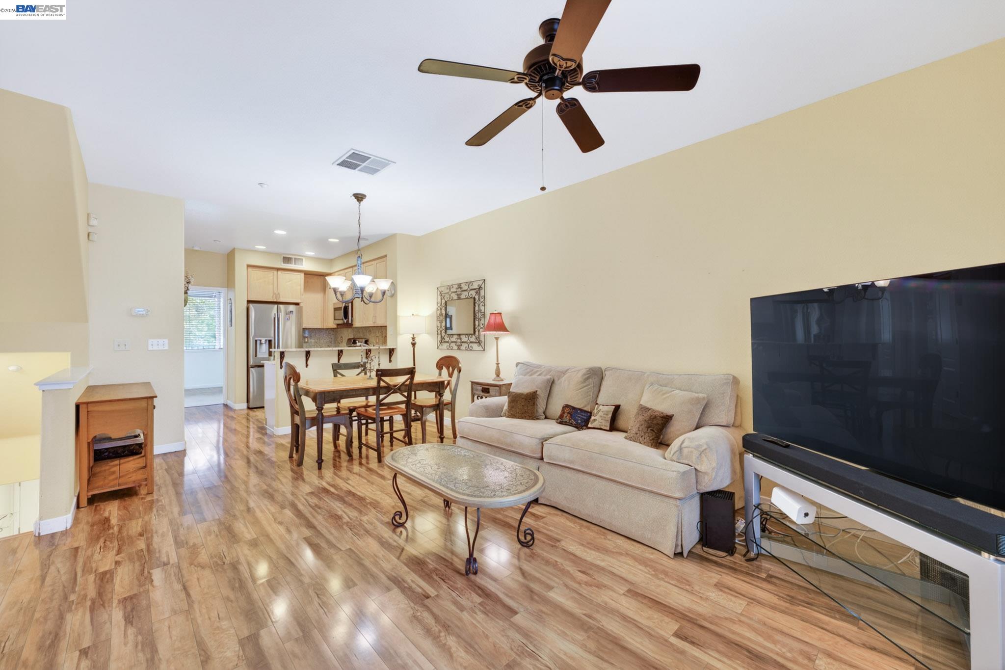 Photo #9: 41136786 Listing: Photo #9