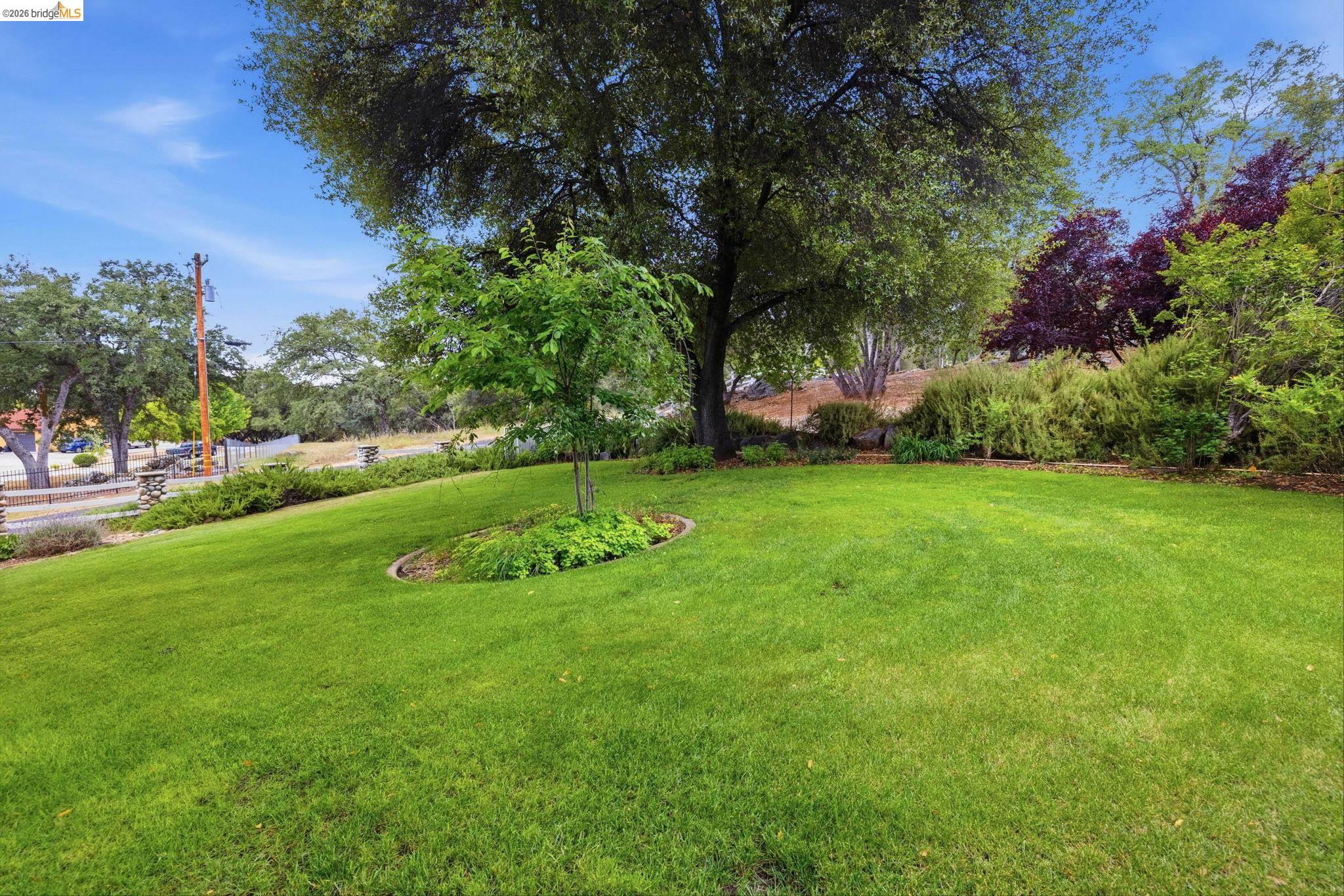 18450 Lambert Lake Rd., Sonora CA 95370 — photo 6