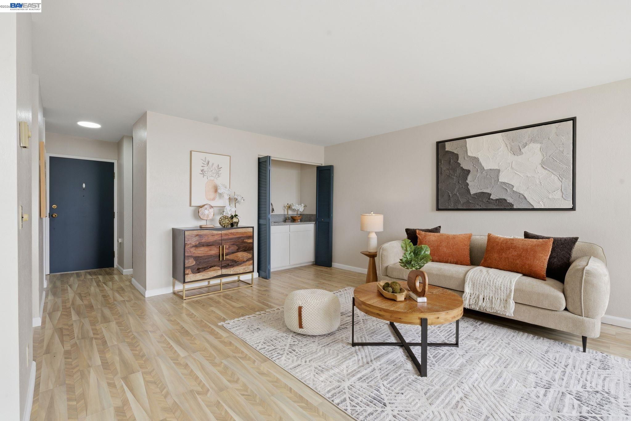Photo #8: 41136817 Listing: Photo #8