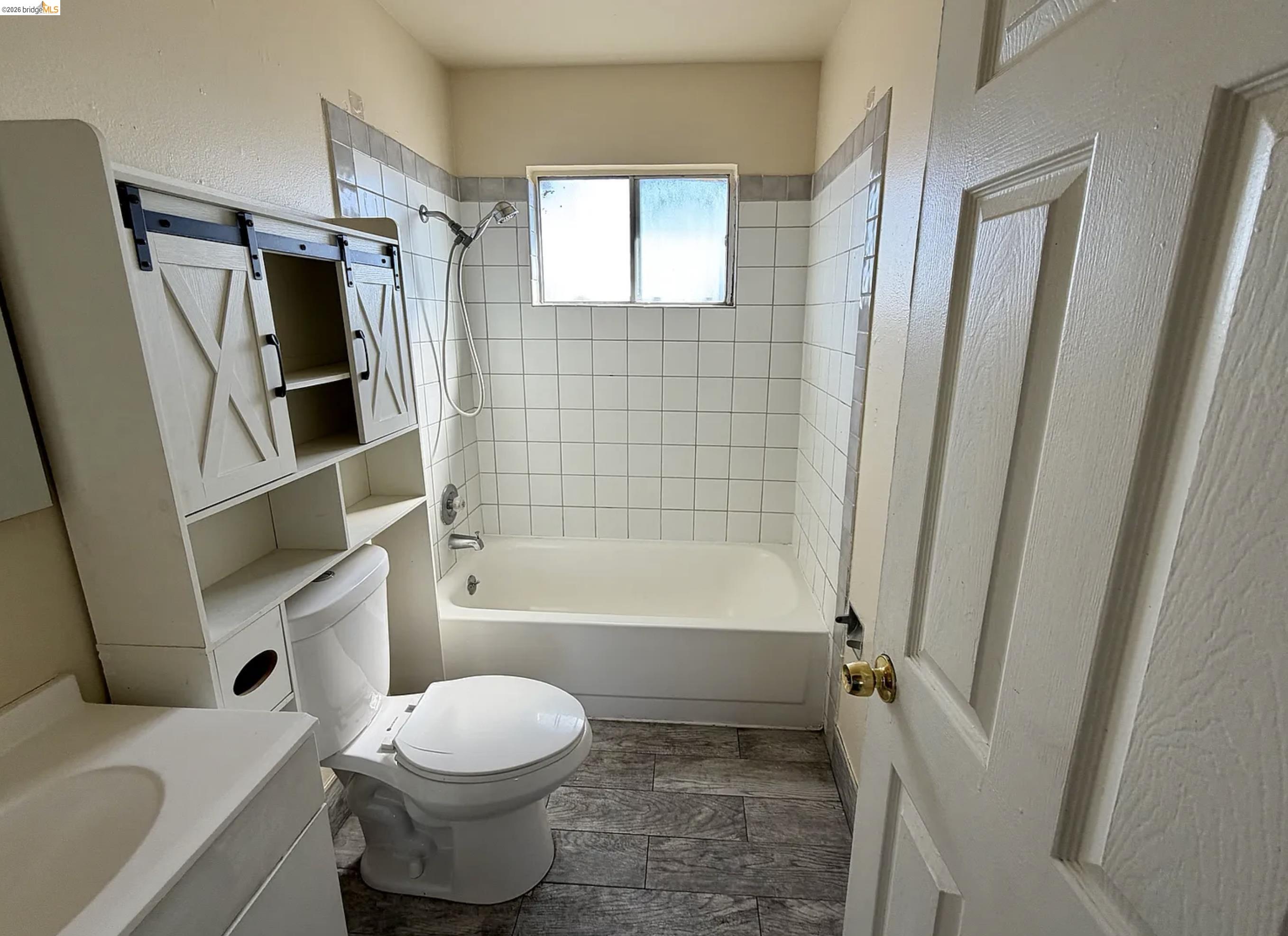 Photo #14: 41136845 Listing: Photo #14