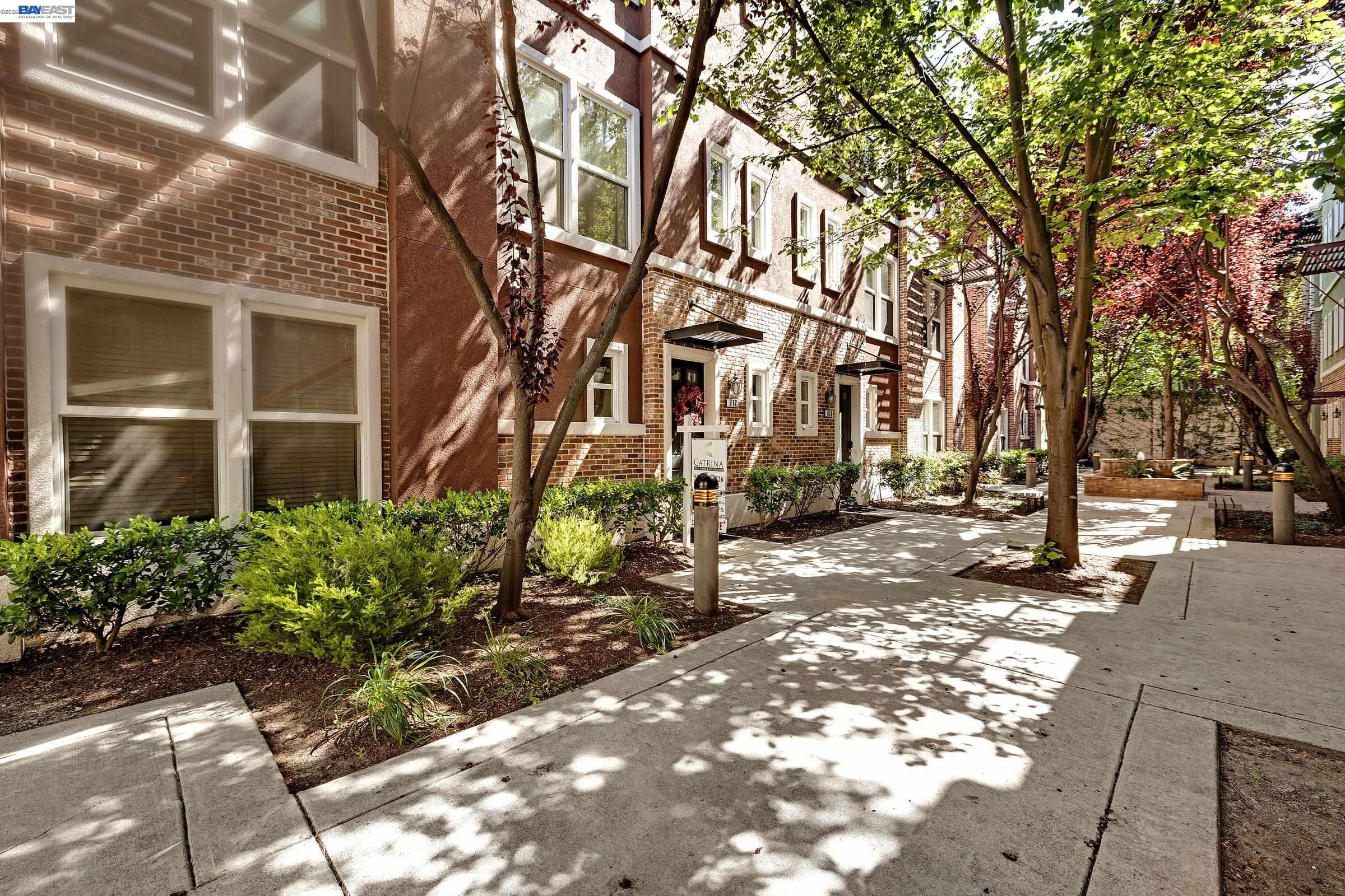 Photo #2: 41136863 Listing: Photo #2