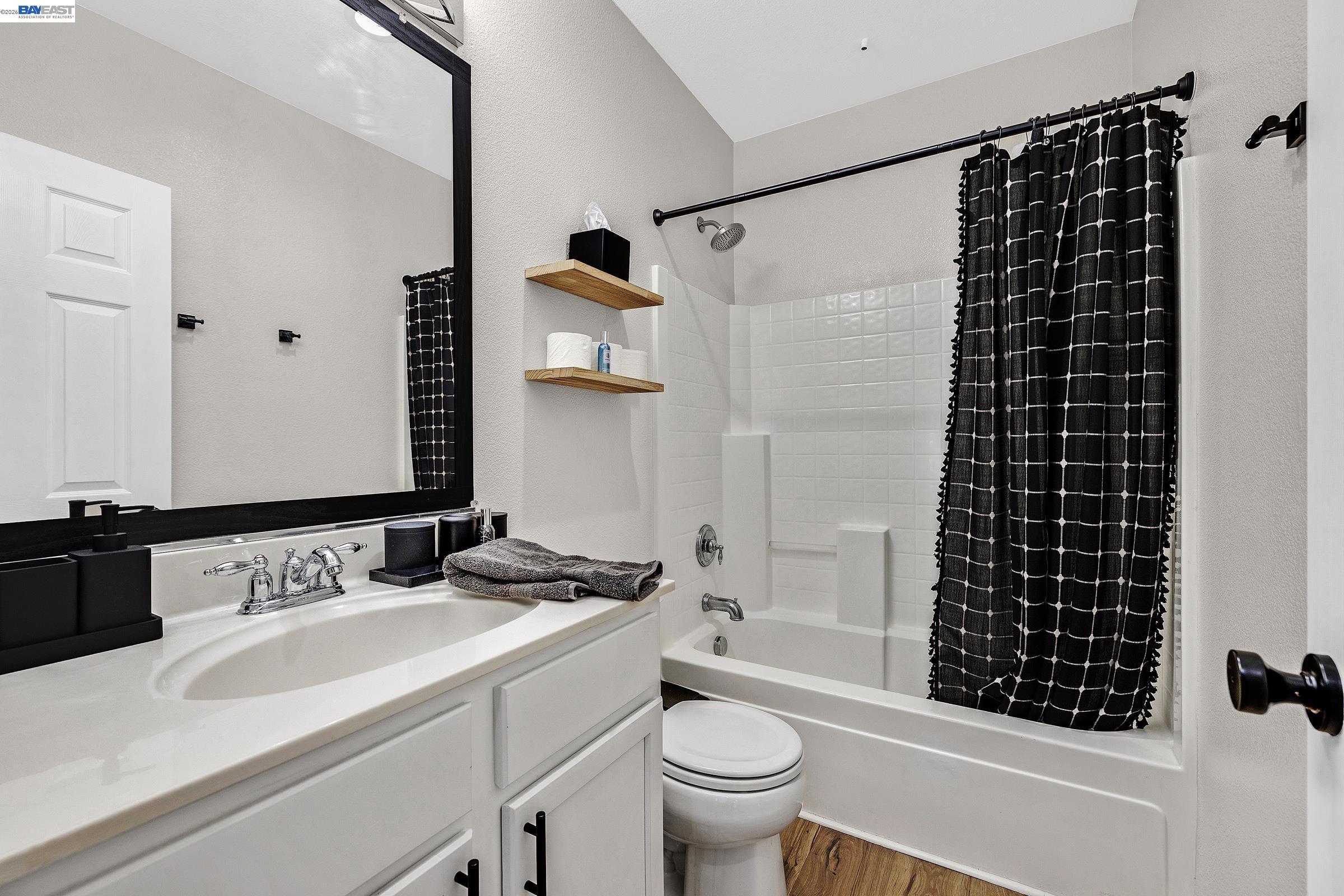 Photo #24: 41136863 Listing: Photo #24