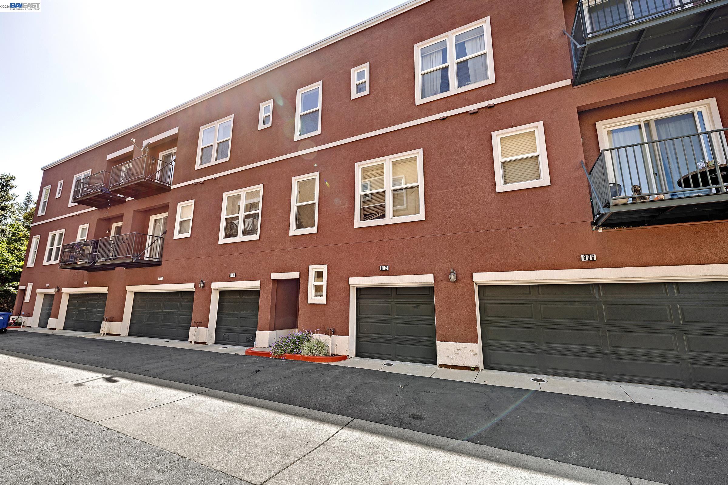 Photo #32: 41136863 Listing: Photo #32