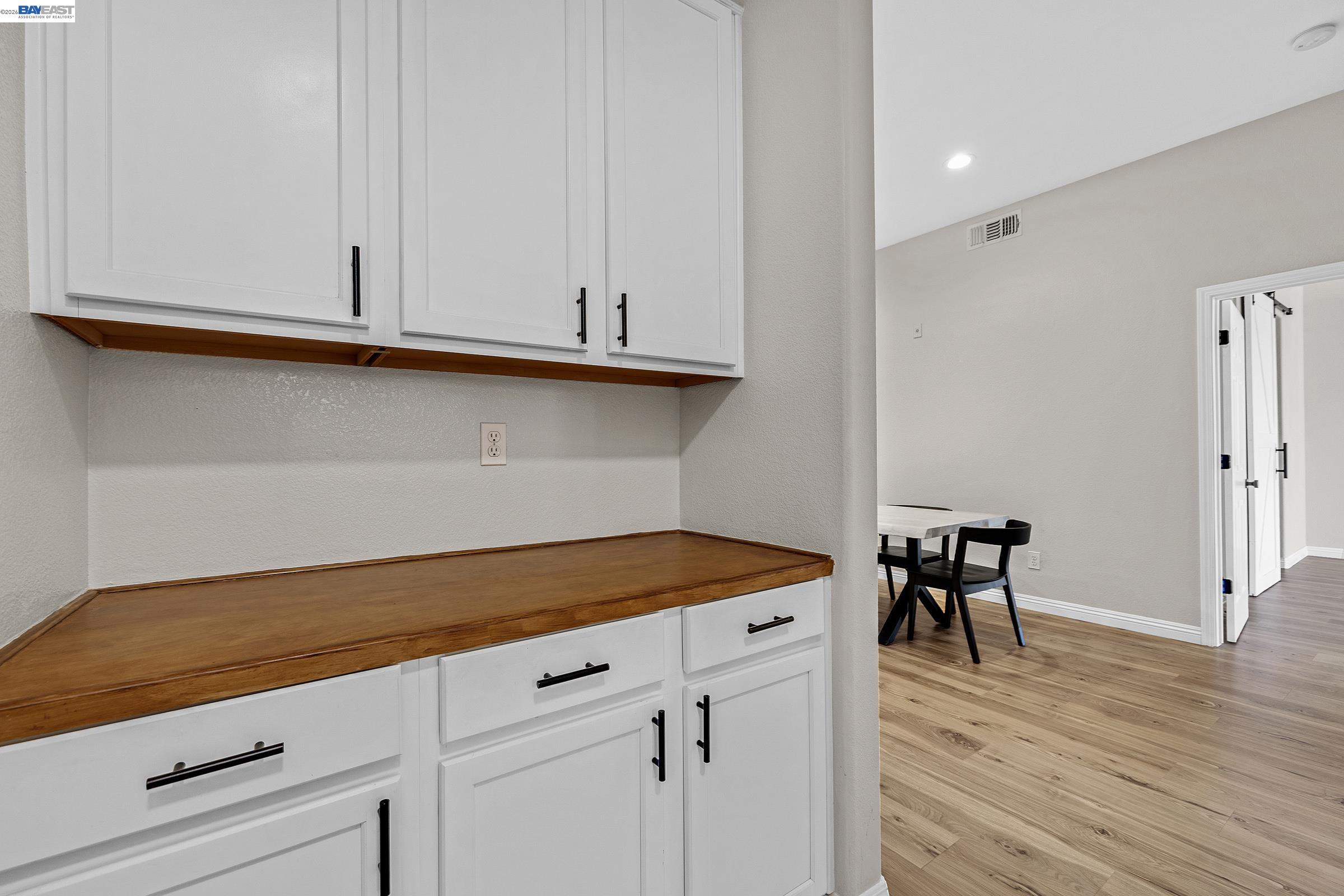 Photo #7: 41136863 Listing: Photo #7