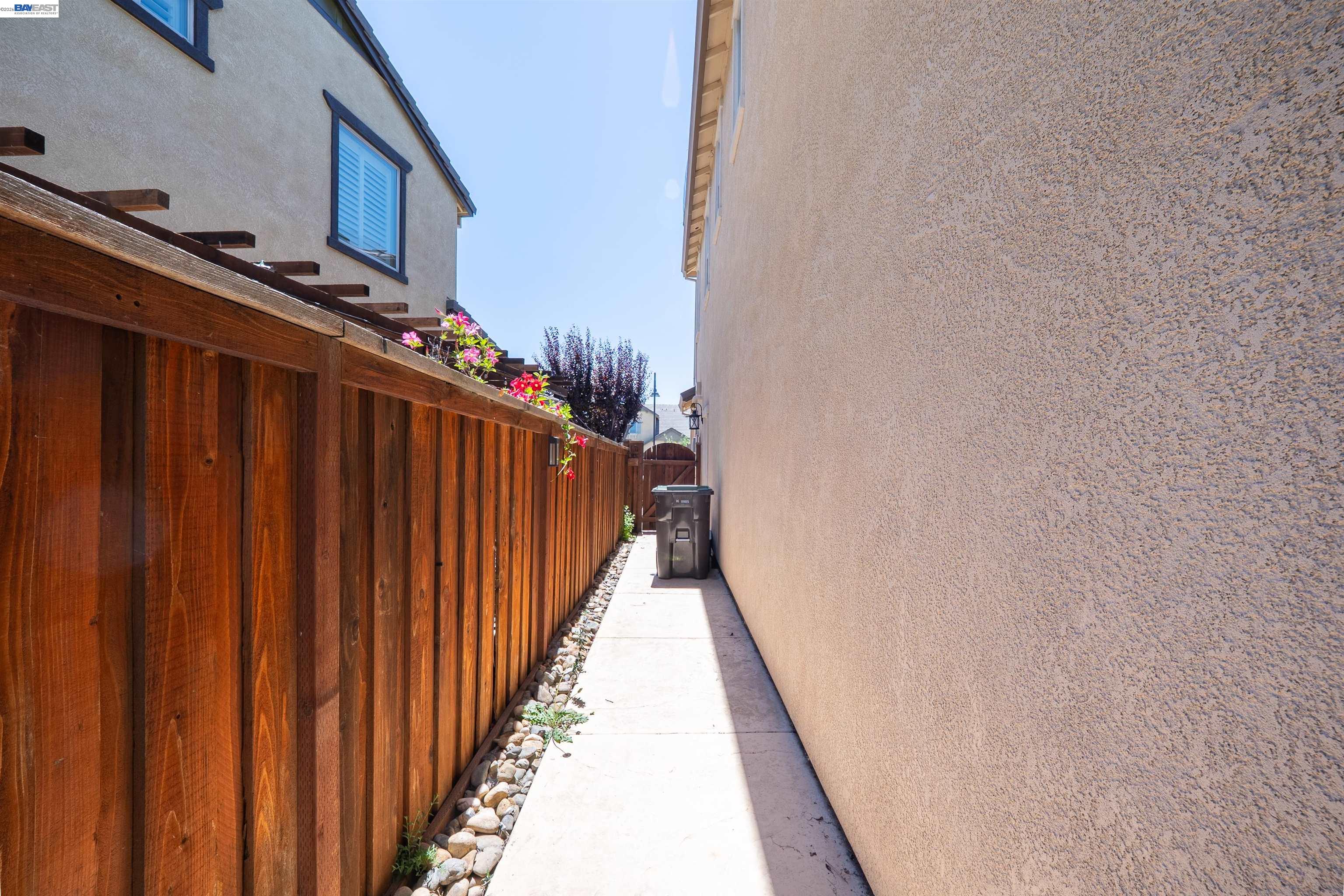18628 Delta Ct, Lathrop CA 95330 — photo 16