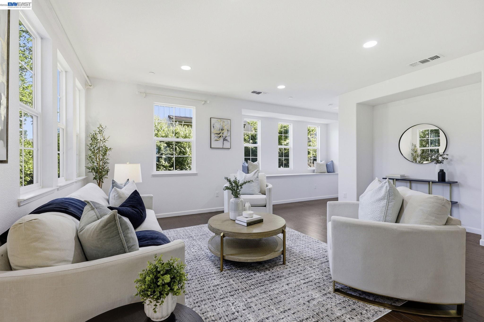 Photo #12: 41136867 Listing: Photo #12